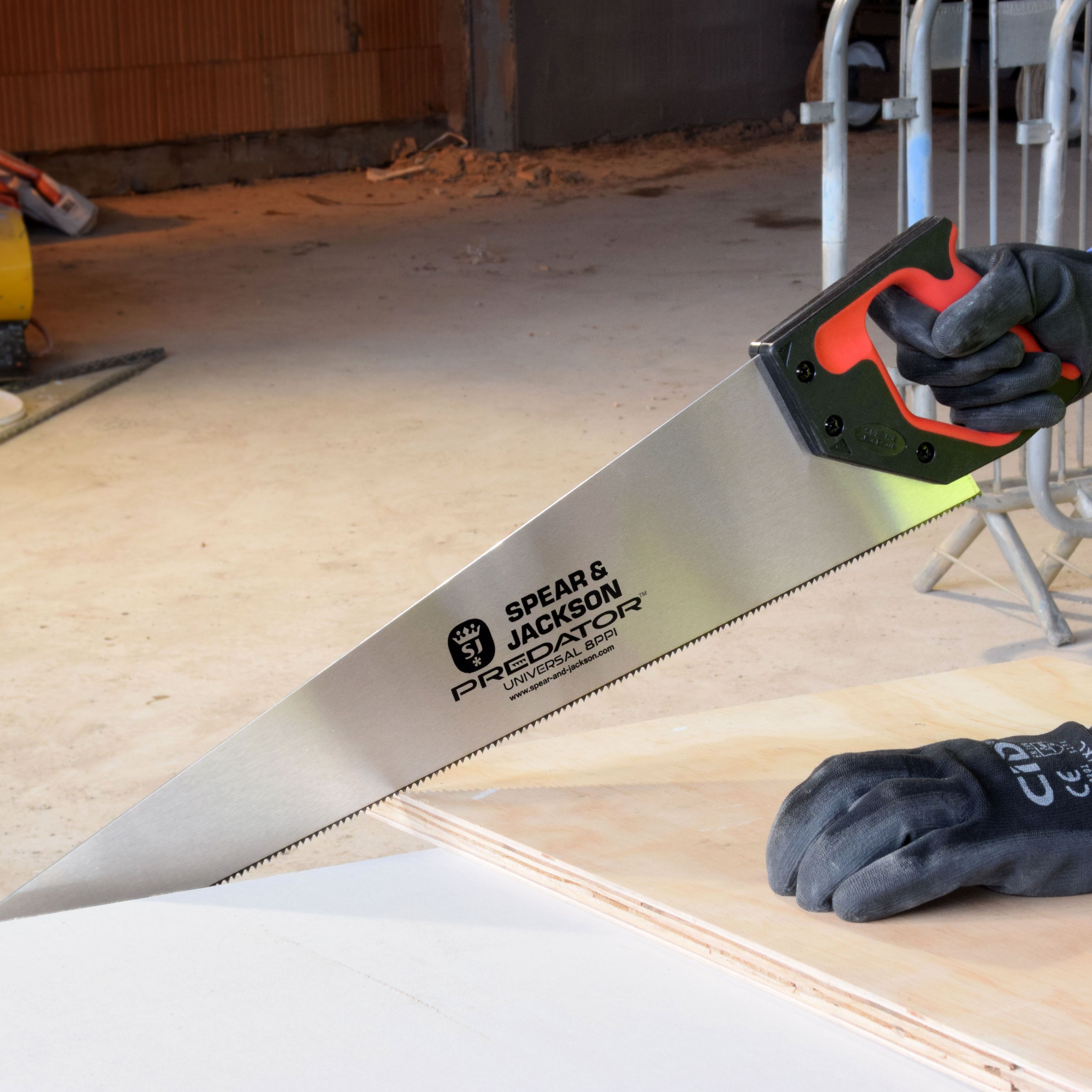 Spear & Jackson Predator 558.8mm Universal Wood saw, 8 TPI 450g