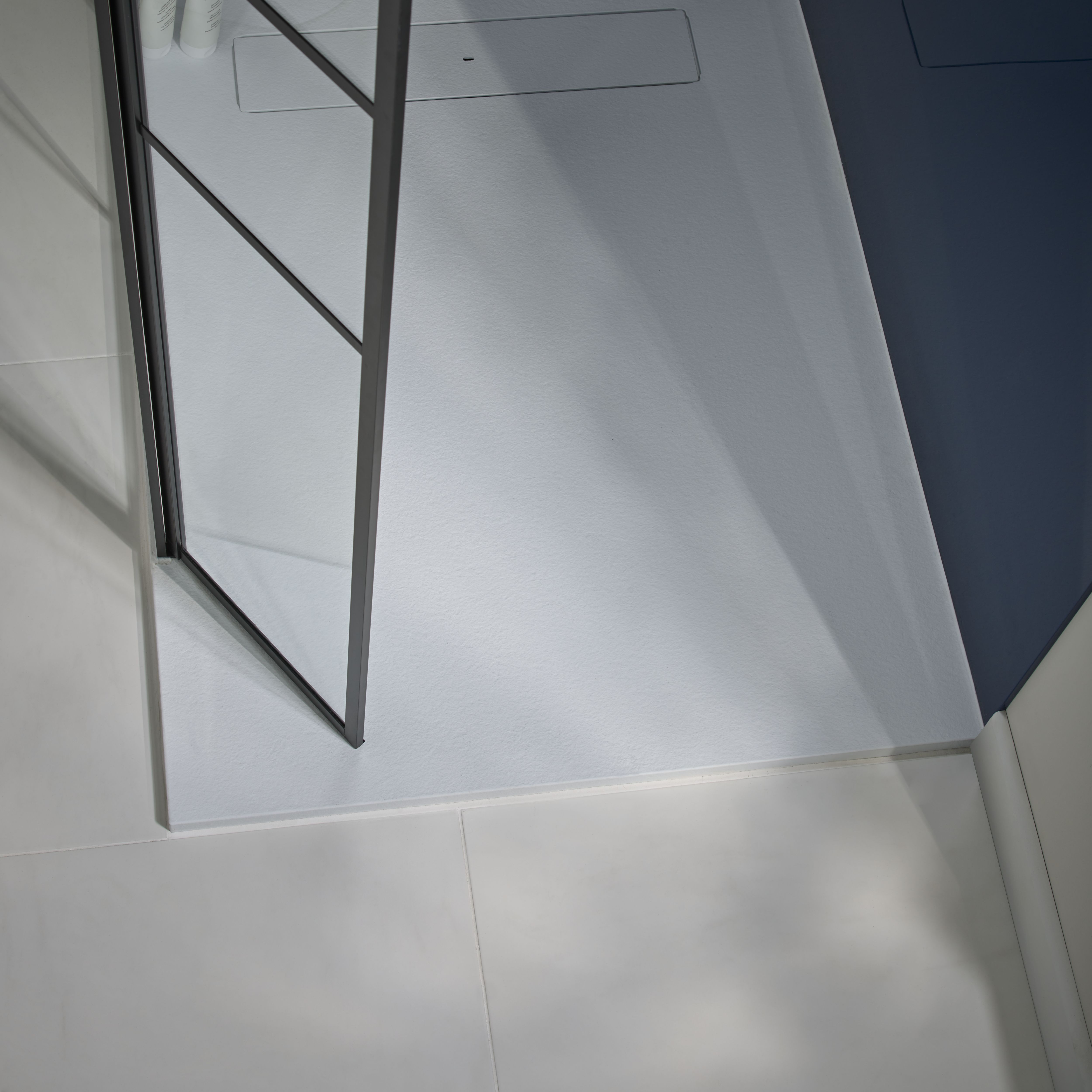 Splashwall Acrylic Panel (H)2440mm (W)900mm - Gloss Royal blue
