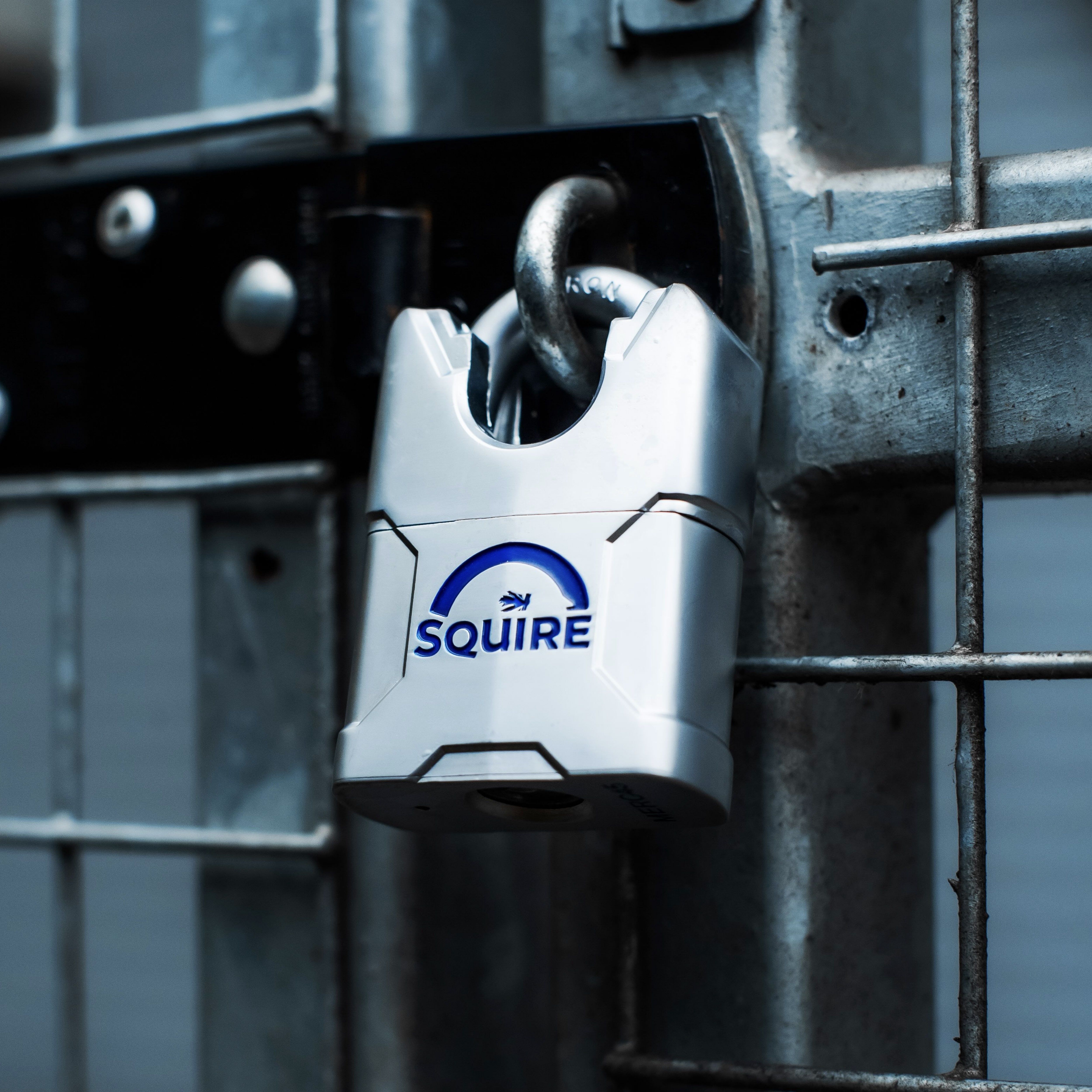 Squire Vulcan Closed shackle Padlock (W)50mm