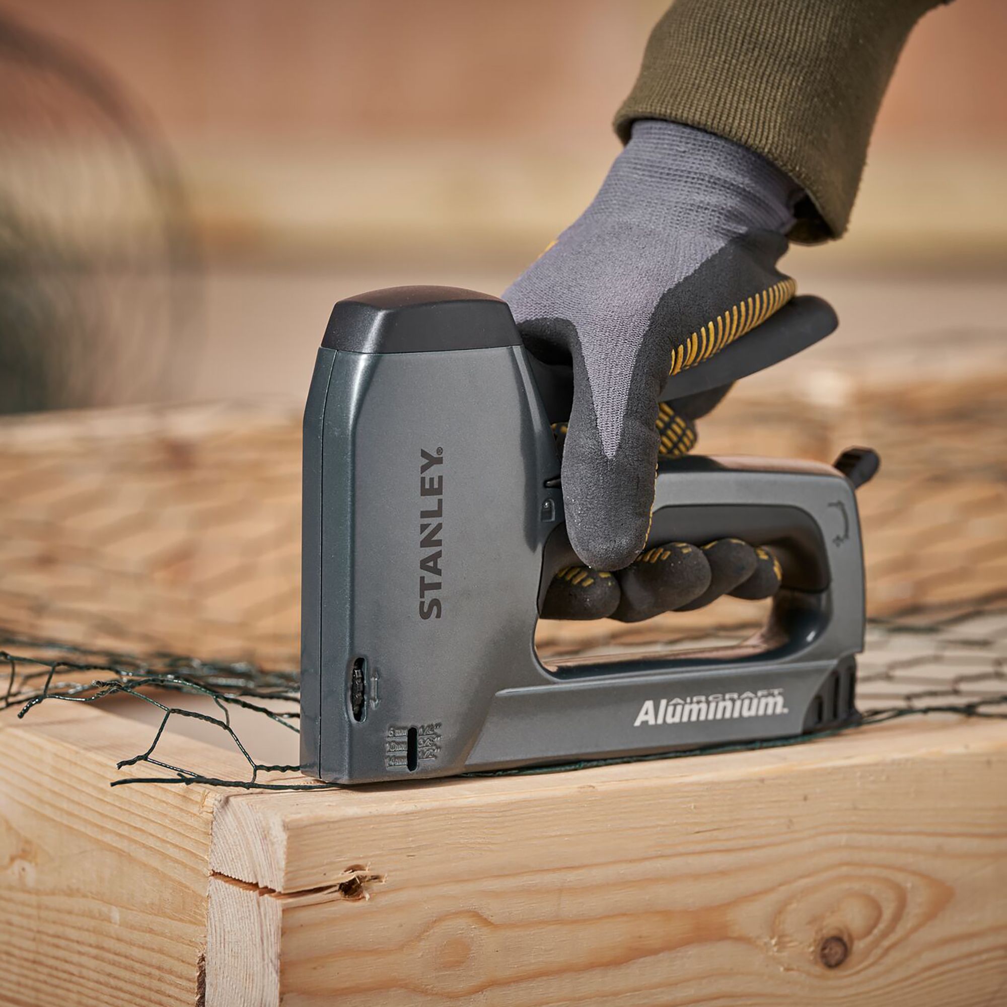 Heavy duty wall stapler online