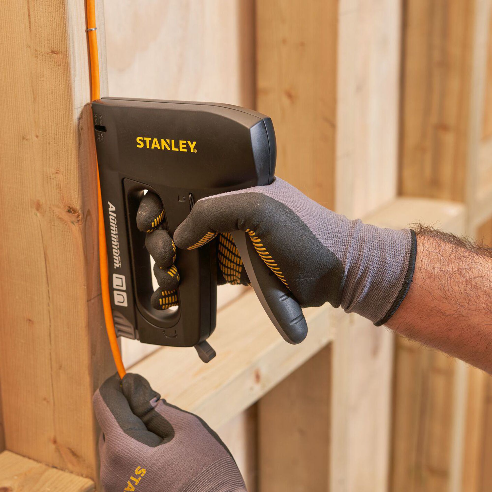 Stanley cable hot sale staple gun