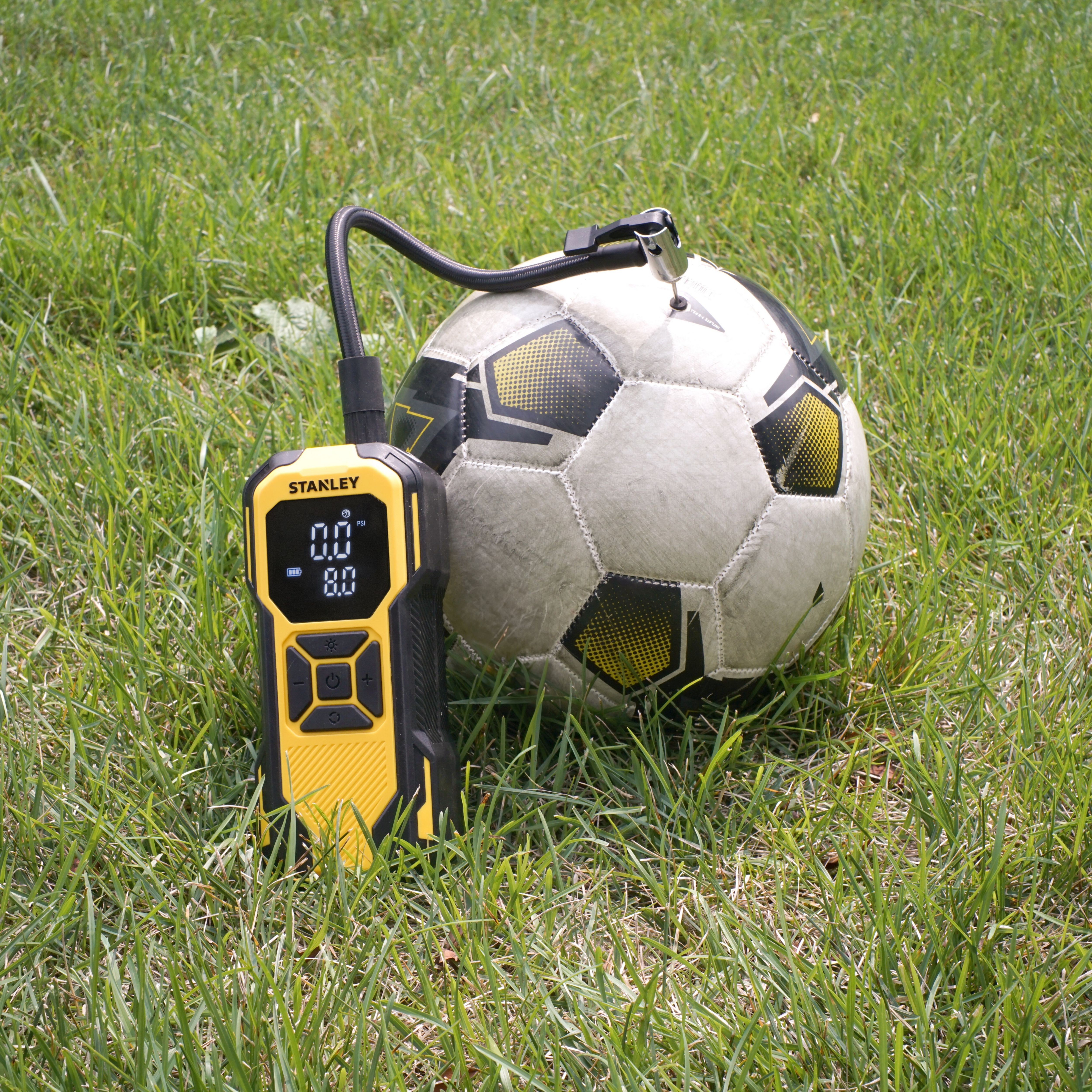 Stanley Cordless Digital Tyre inflator