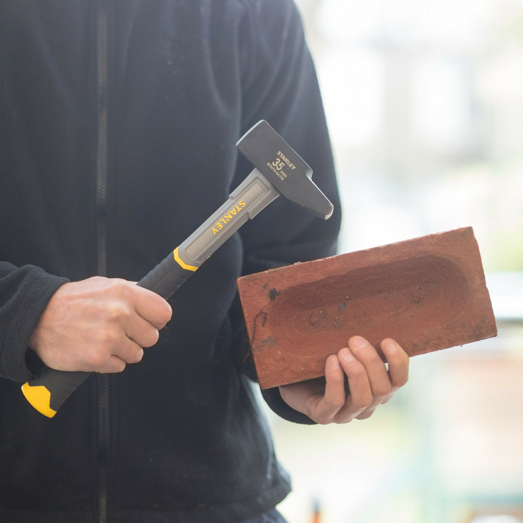 Stanley Hammer 32oz DIY at B&Q