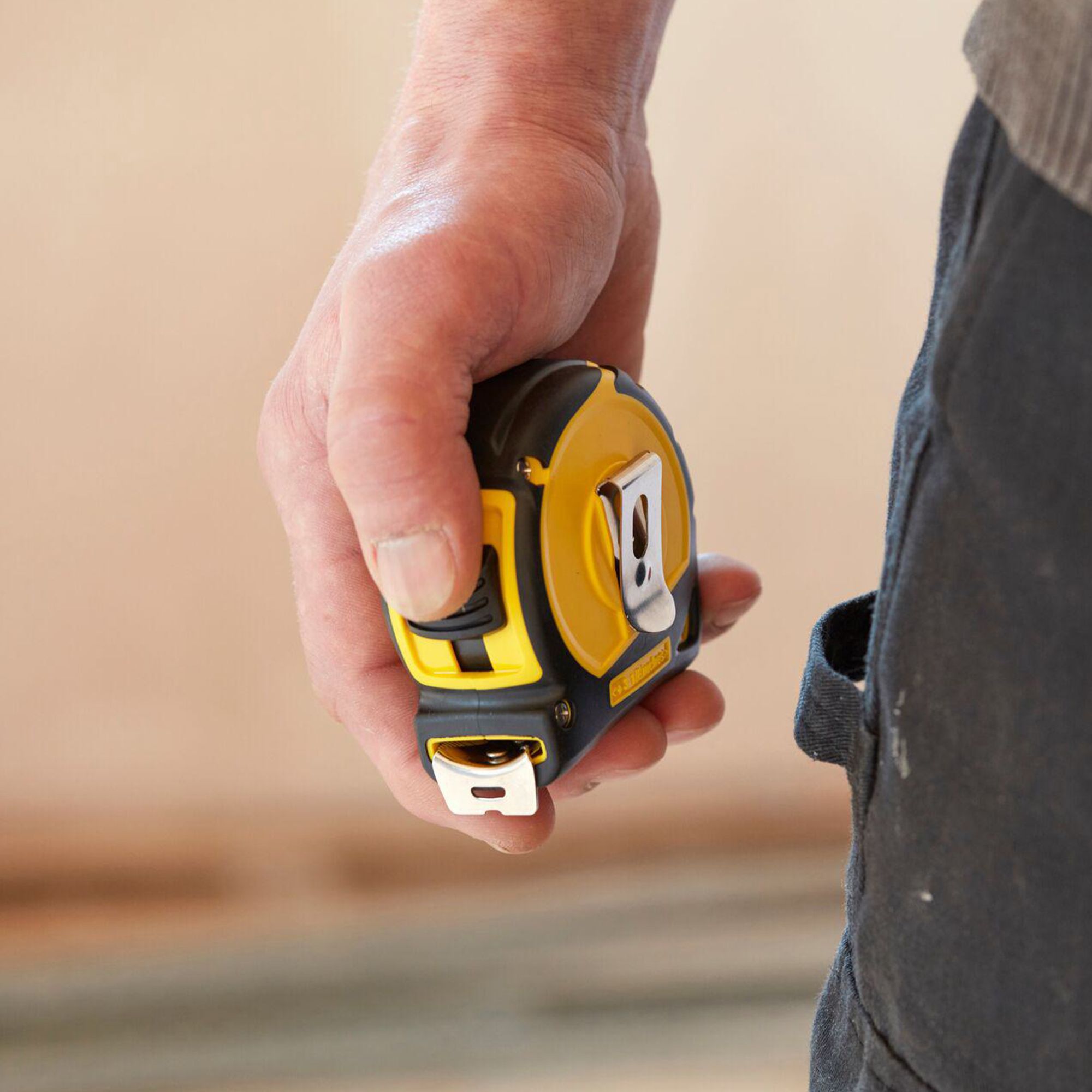 Stanley Tape measure 8m