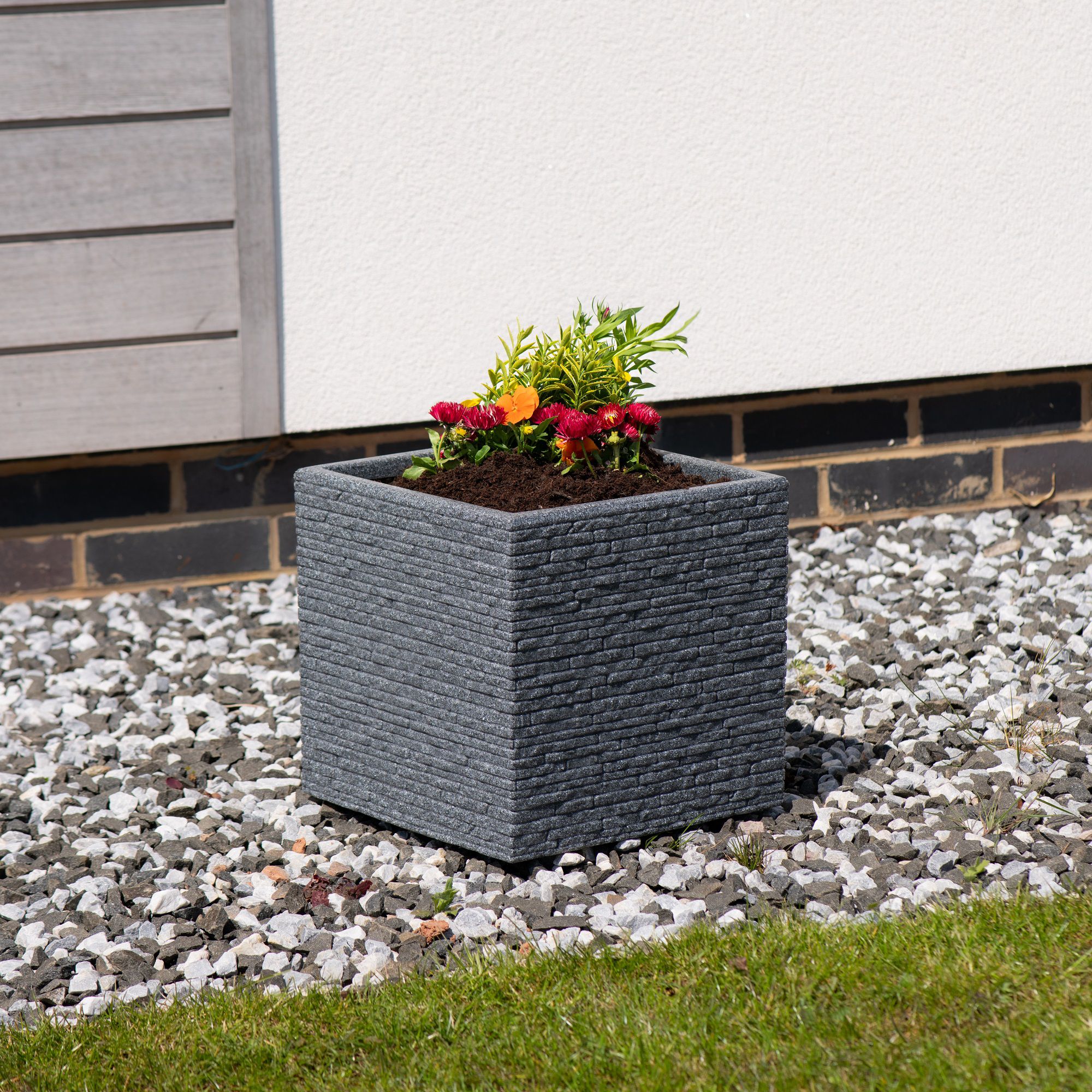 Strata Graphite Plastic Rectangular Planter (H)25.5cm (W)25cm (D)60cm