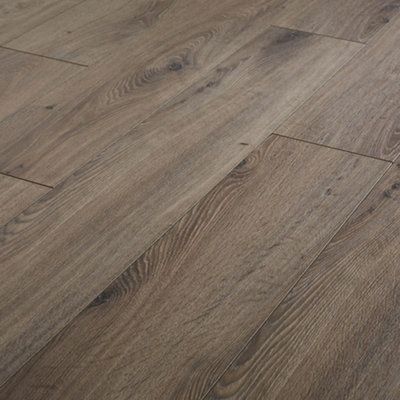 Strood Grey Oak effect Laminate Flooring Sample