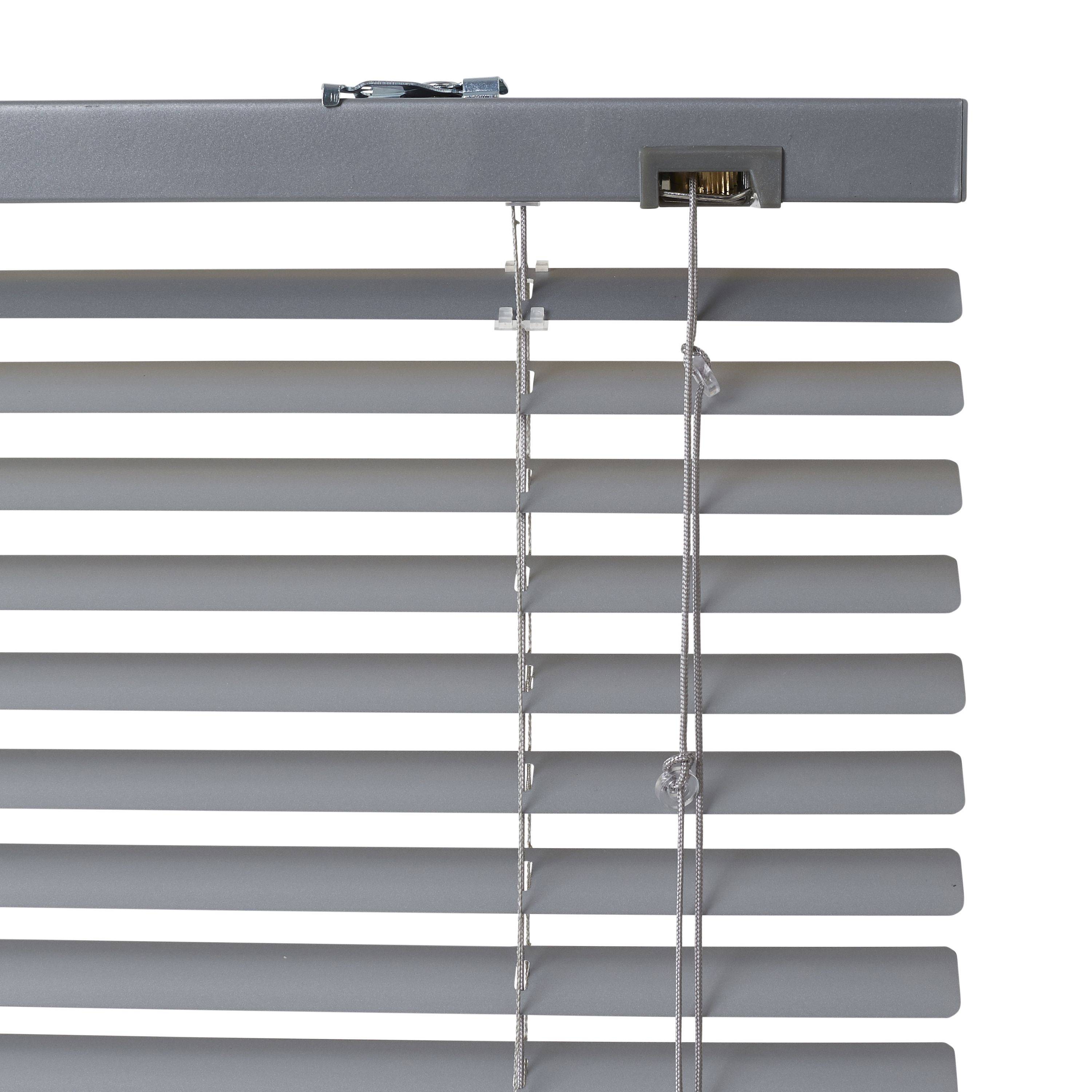 Studio Grey Aluminium Venetian Blind (W)160cm (L)180cm