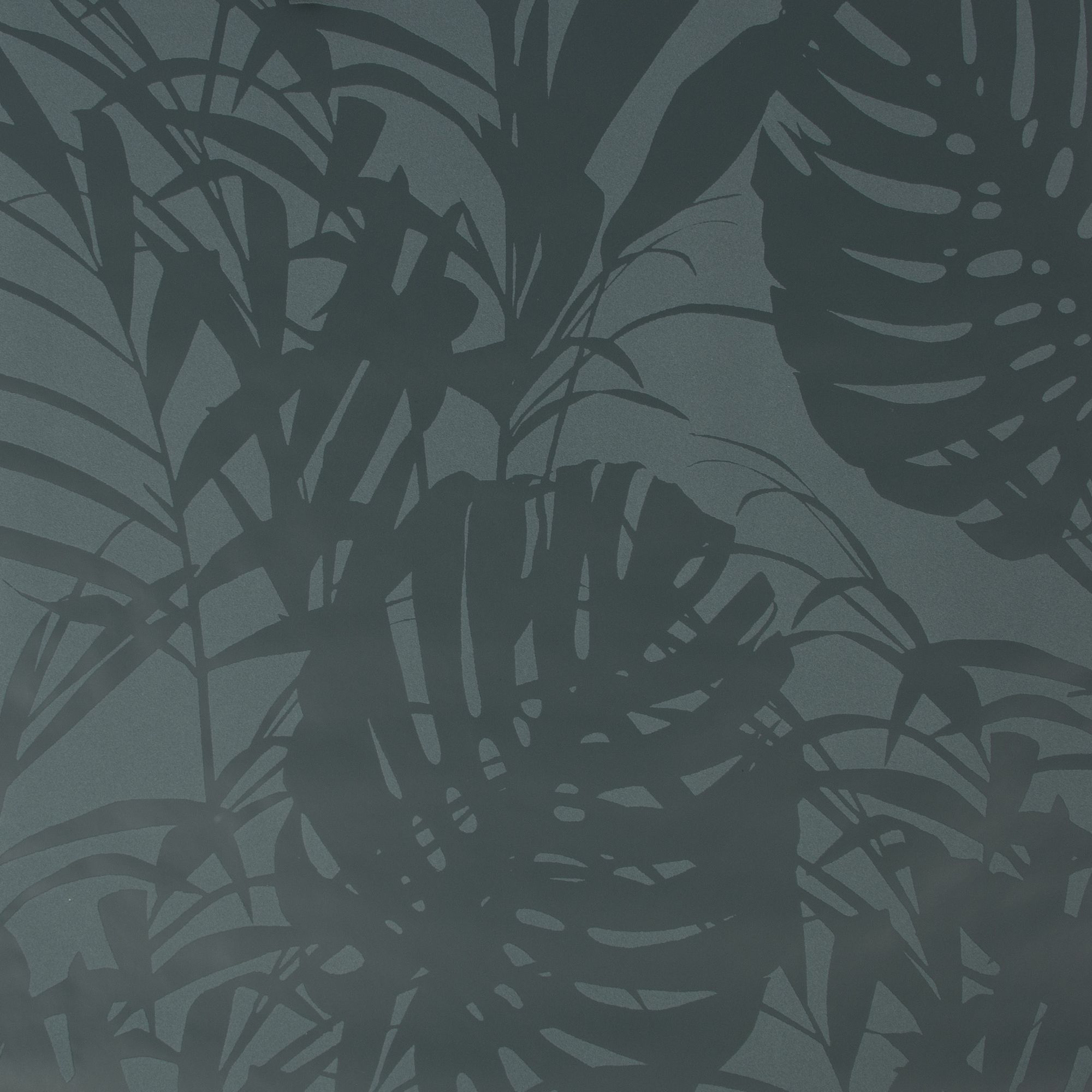 Superfresco Easy Palm Green Leaves Smooth Wallpaper DIY at B&Q