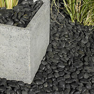 Tarmac Black Pebbles 5kg Diy At B Q, Bags Of Pebbles For Garden