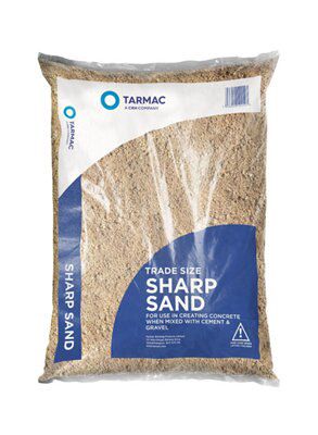 Tarmac Sharp sand, Large 35kg Bag | DIY at B&Q