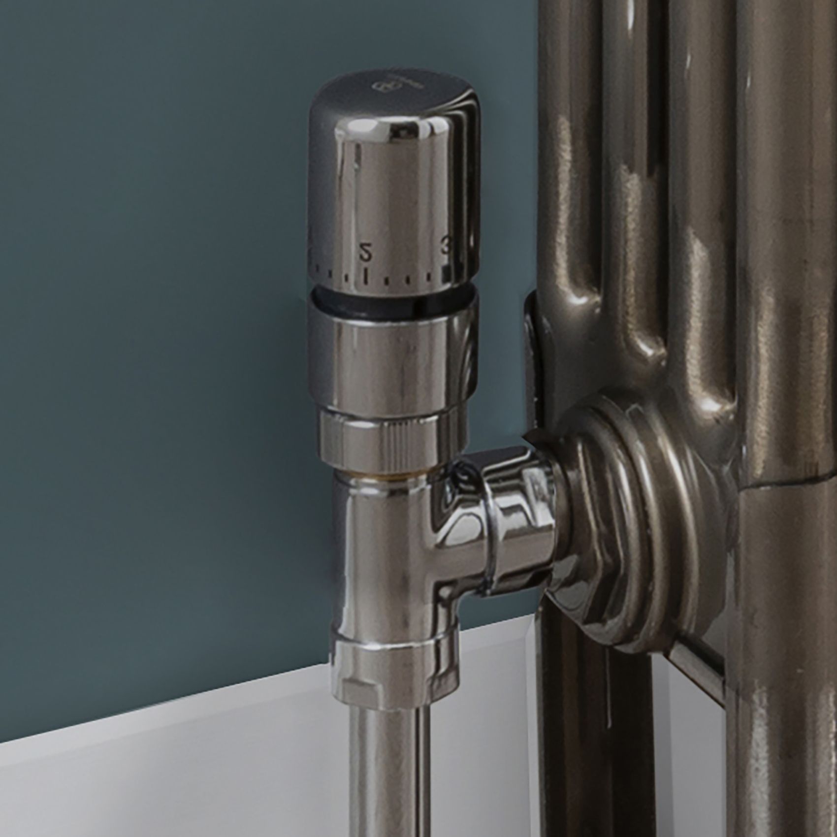Terma Chrome Angled Thermostatic Radiator valve & lockshield (Dia)15mm x ½"