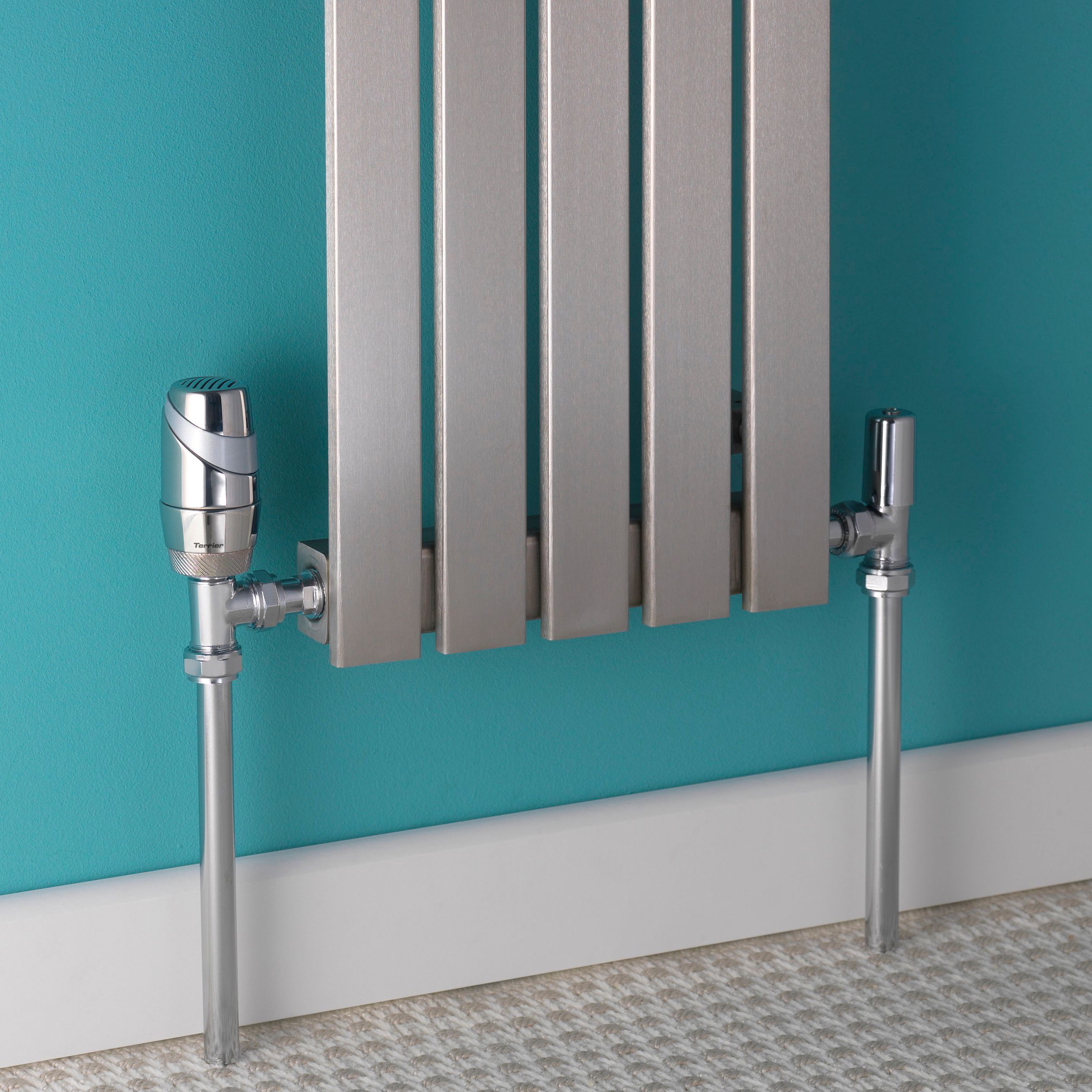 Terrier Decor 632362 Silver Chrome-plated Angled Thermostatic Radiator valve
