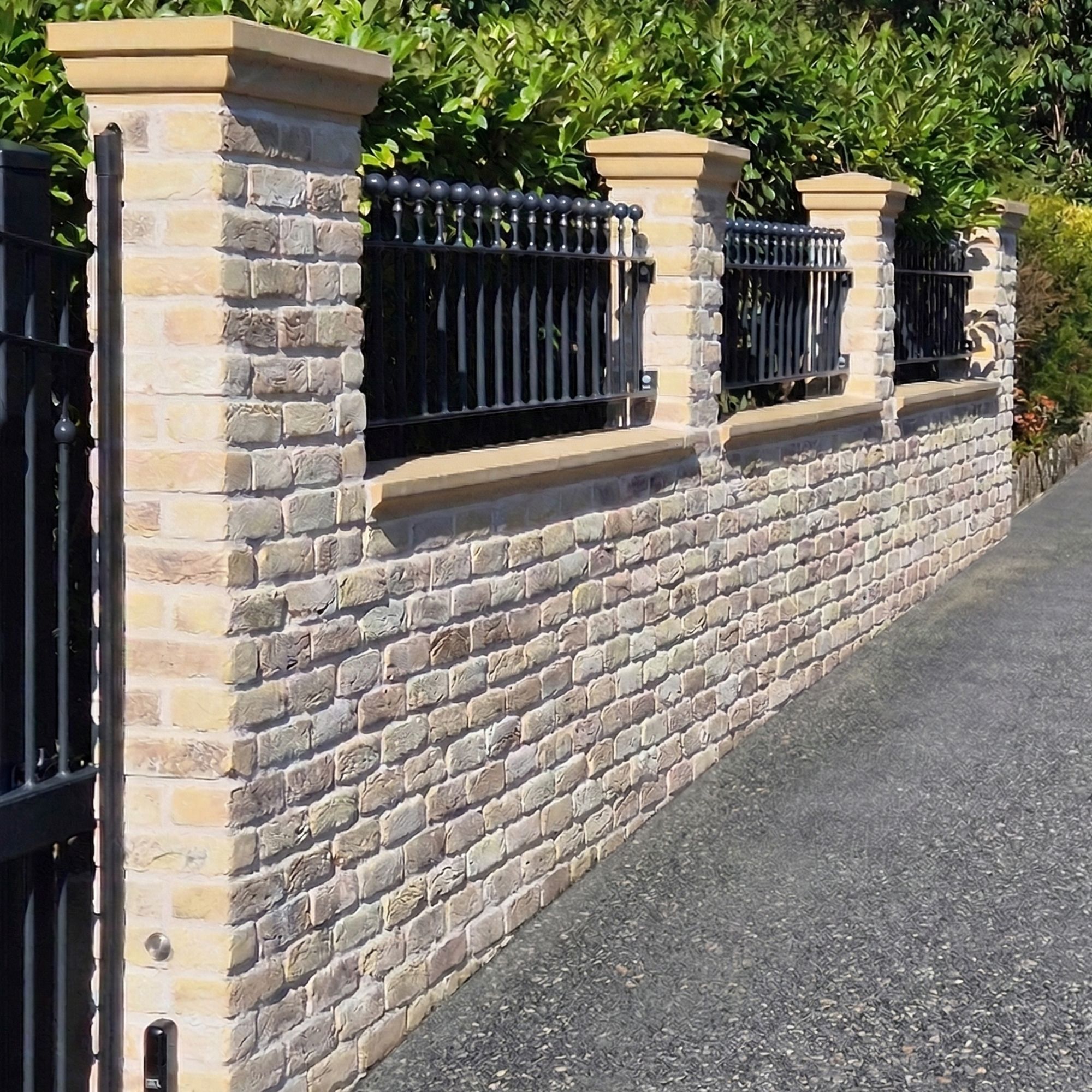 The Brick Tile Company Reclaimed Tumbled Cream Brick slip (L)215mm (W)65mm (T)22mm Pack of 35