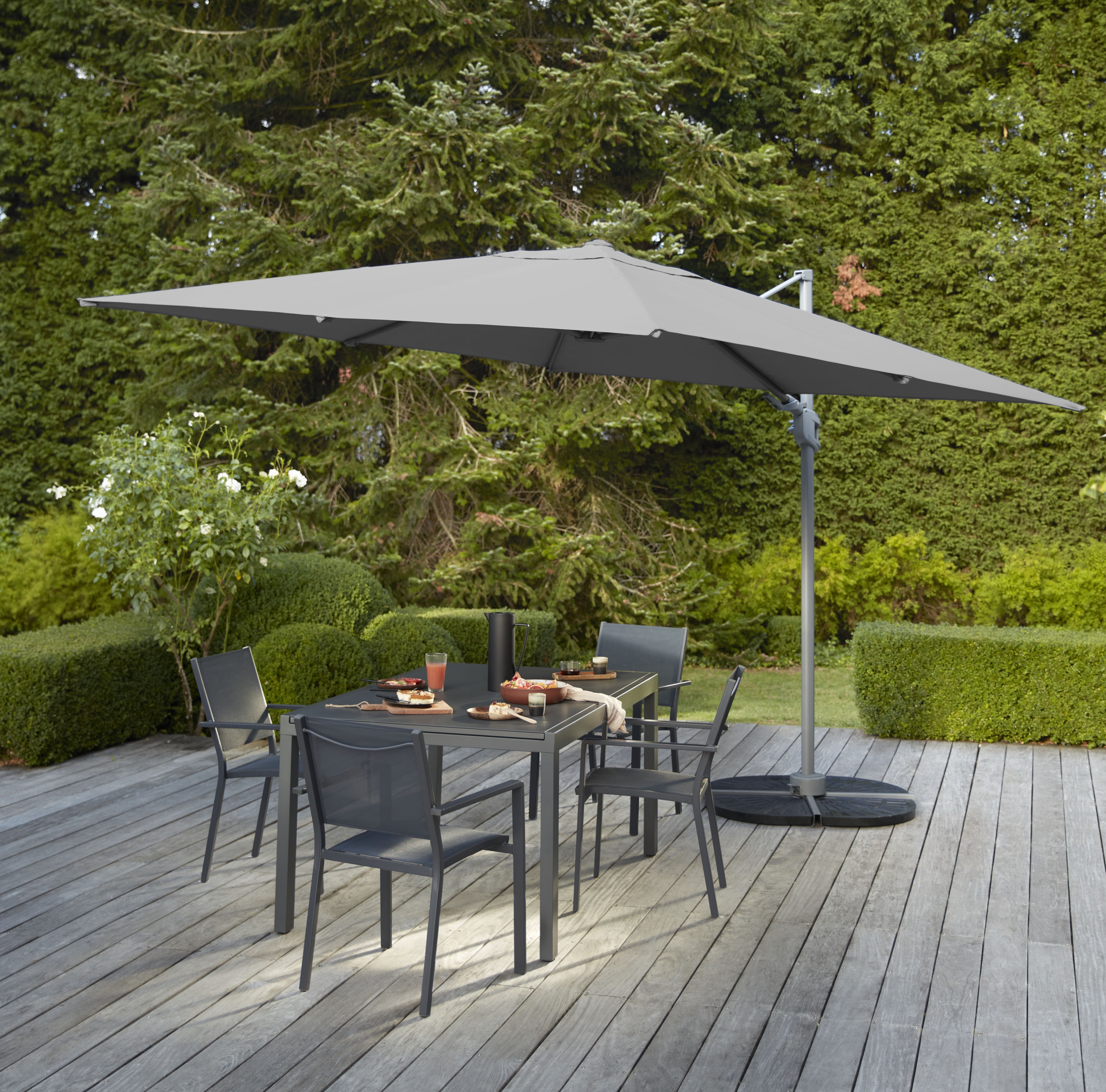 b and q garden umbrella base