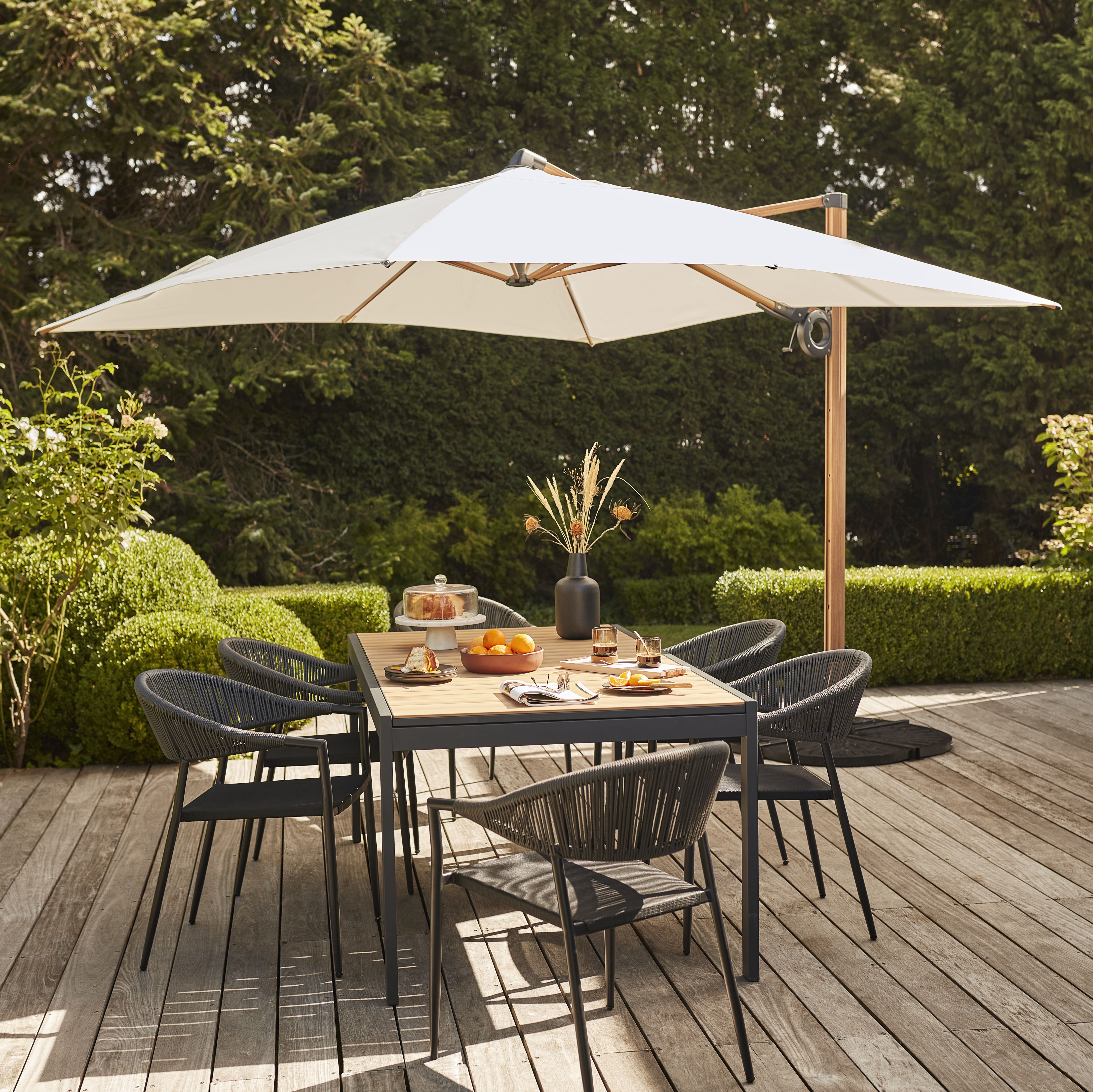 b and q garden umbrella base