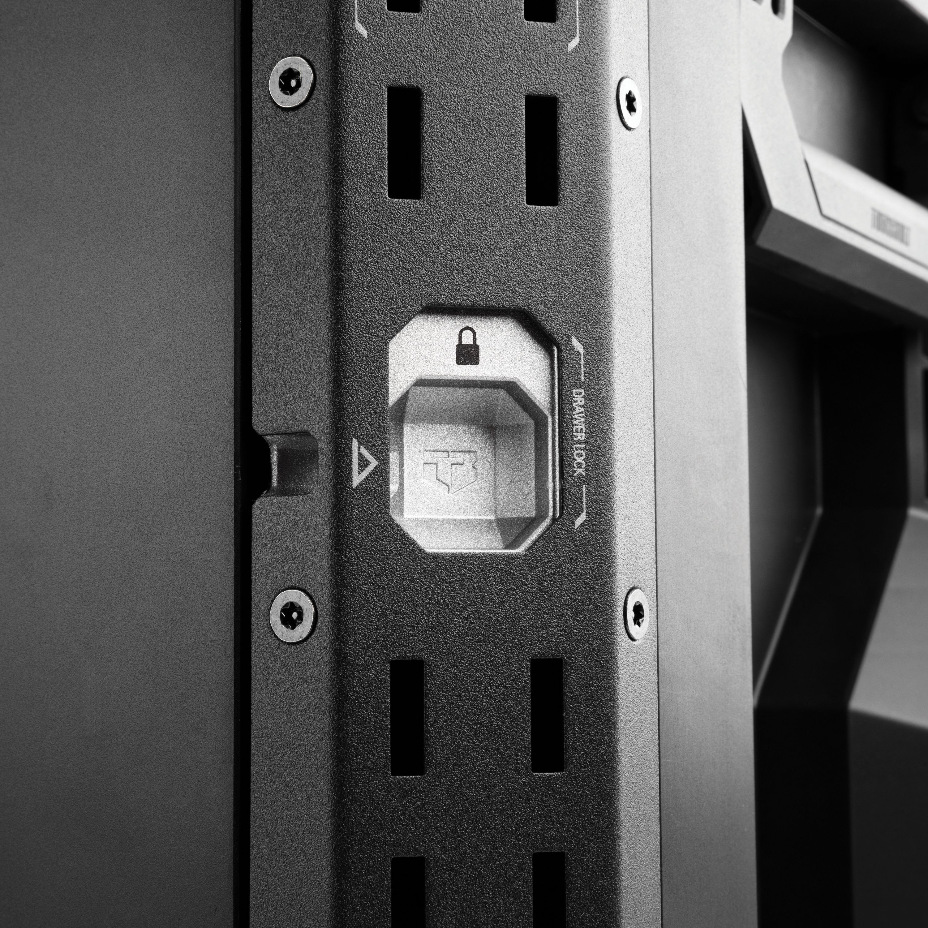 Toughbuilt StackTech Black 16in 4 Drawer system chest
