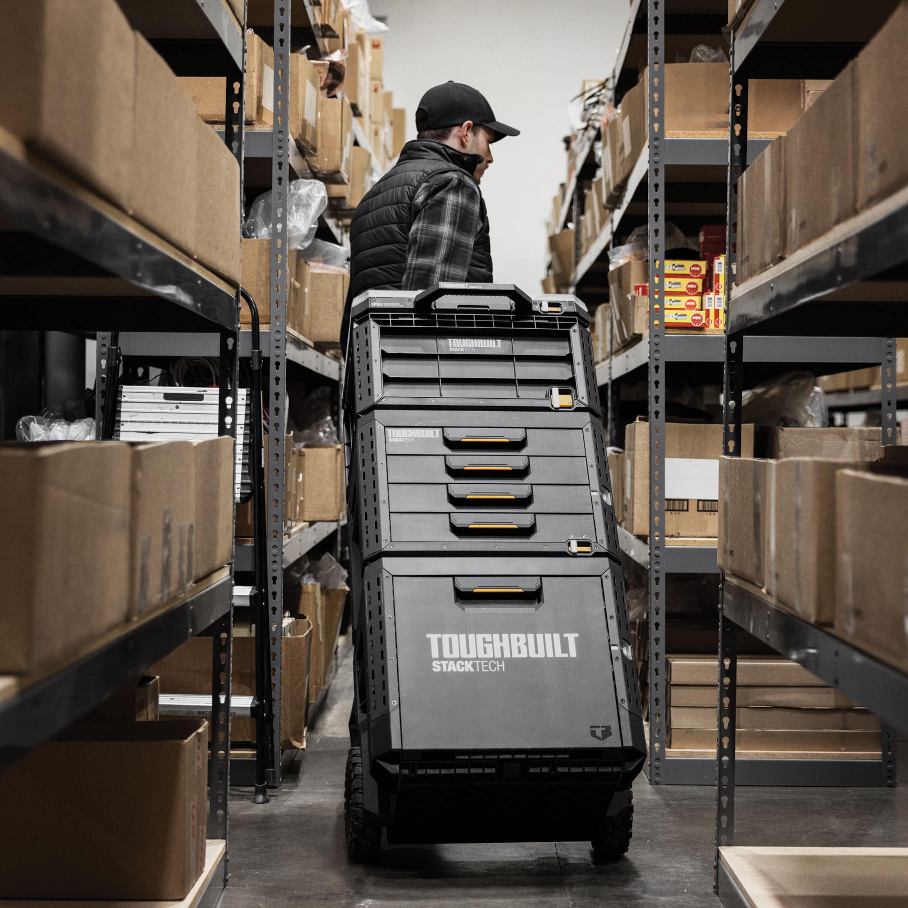 Toughbuilt StackTech Rolling Black 20in 1 Drawer system chest