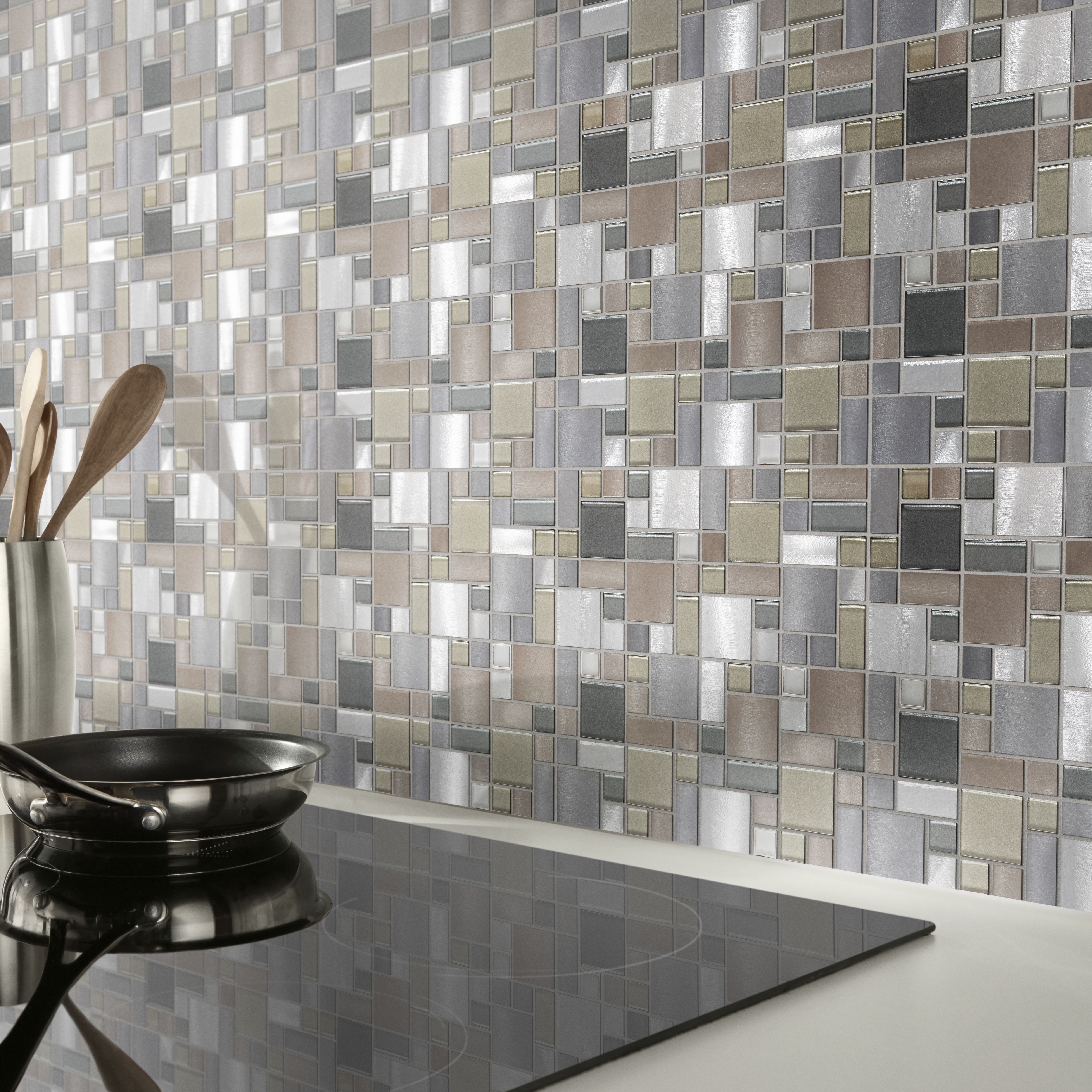 Tourino Grey Gloss & matt Glass effect Flat Aluminium & glass Mosaic tile sheet