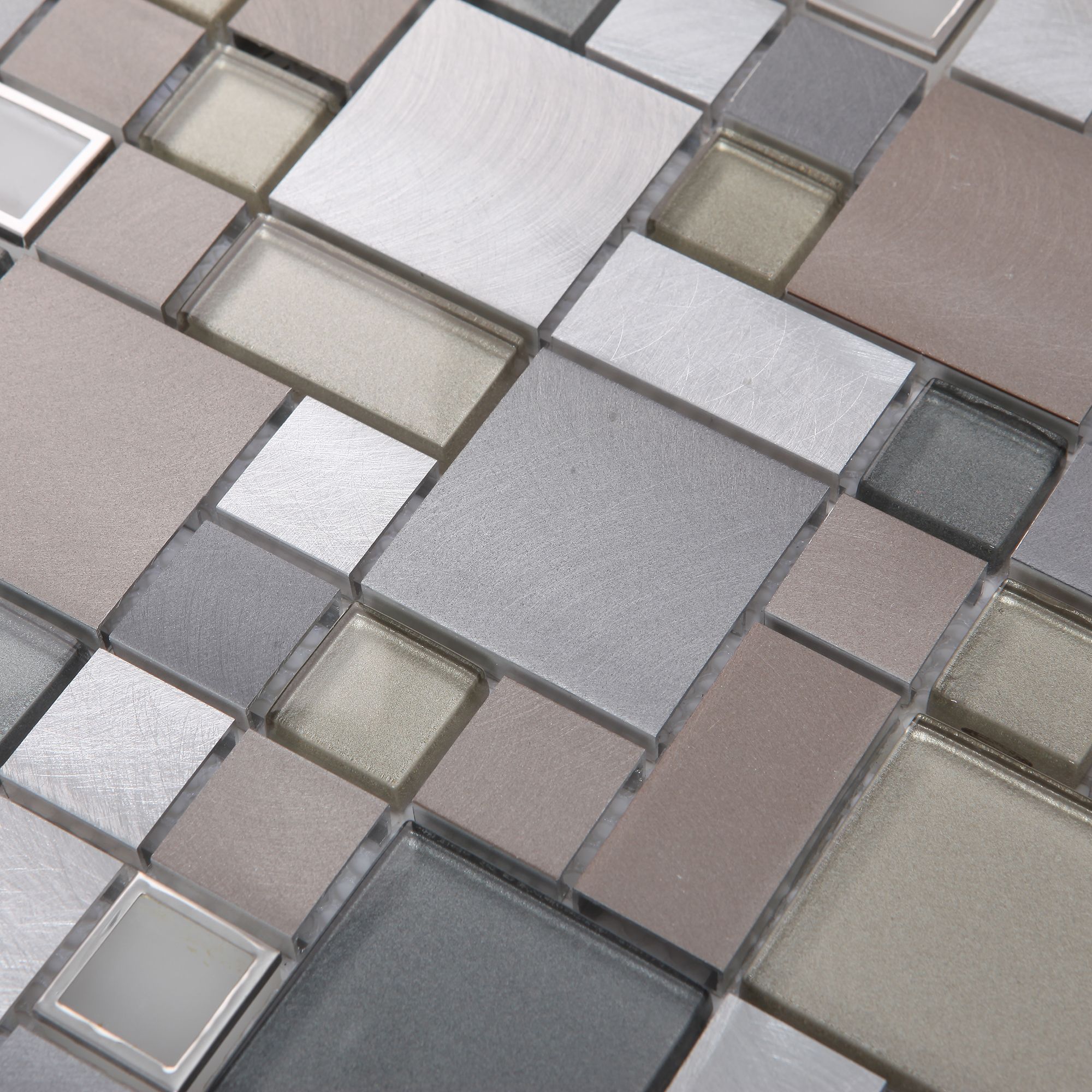 Tourino Grey Mosaic tile sheet (L)300mmAluminium & glass - 4