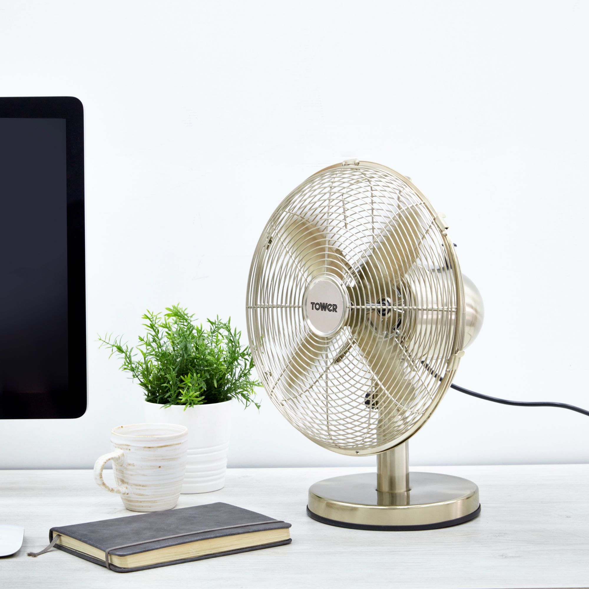 Gold deals desk fan