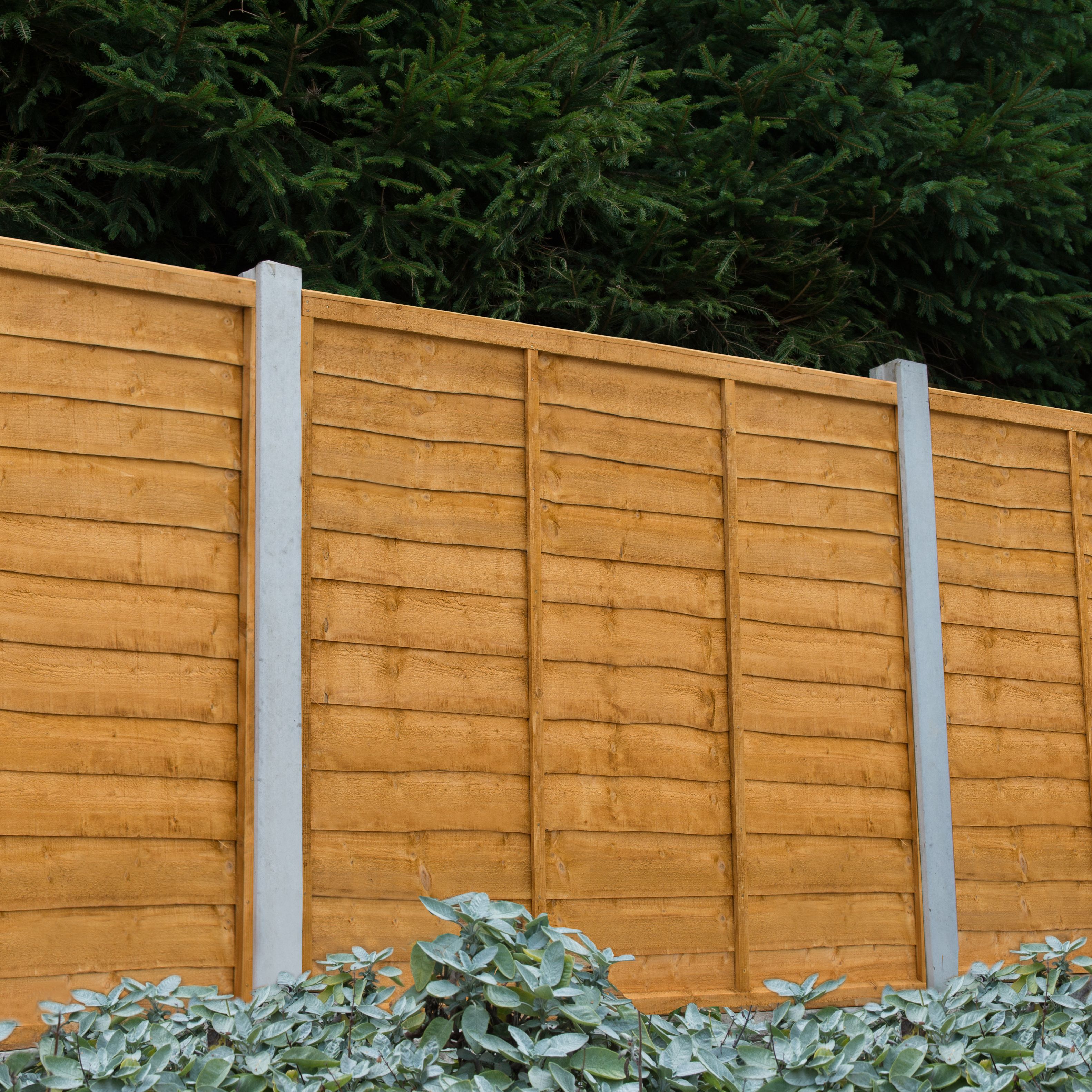 B and store q fence panels