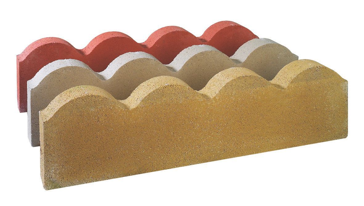 Traditional Scalloped Red Paving edging (H)150mm (T)50mm