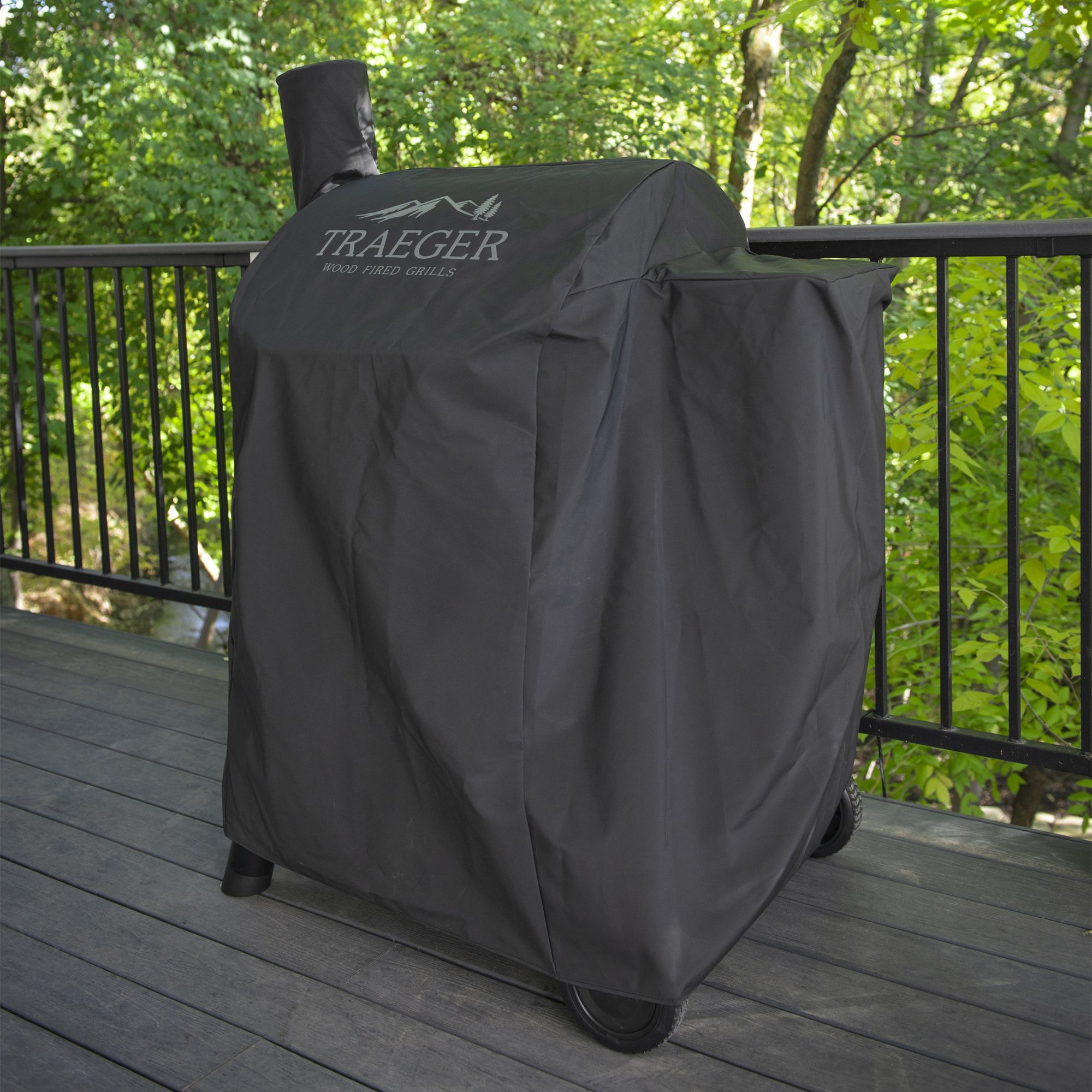 Traeger Pro Black Rectangular Barbecue cover 129.7cm(L) 106.1cm(W) - 4