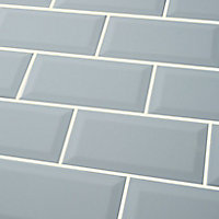 Trentie Blue Gloss Metro Ceramic Wall Tile, Pack of 40, (L)200mm (W)100mm