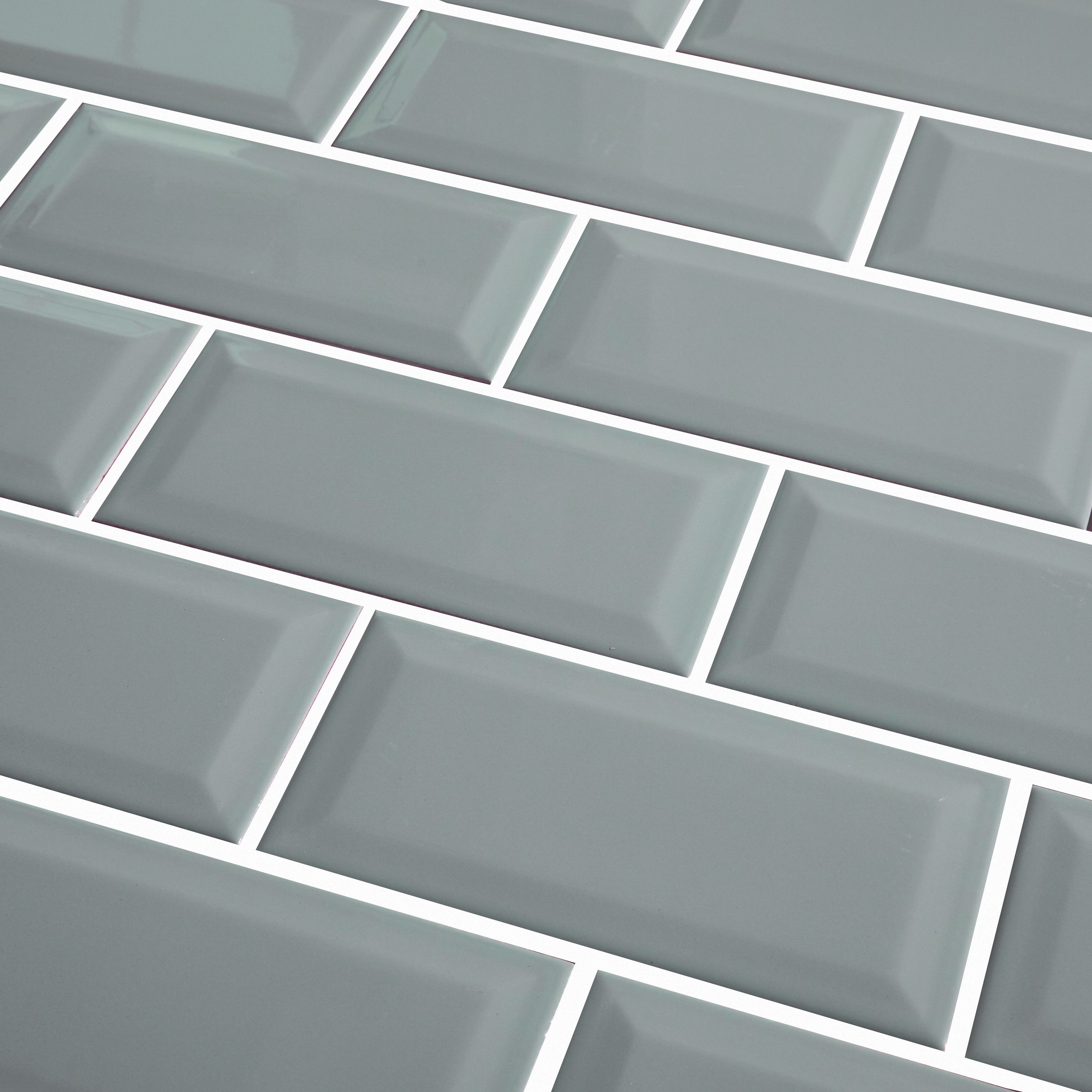 Trentie Green Gloss Metro Ceramic Wall tile - 5