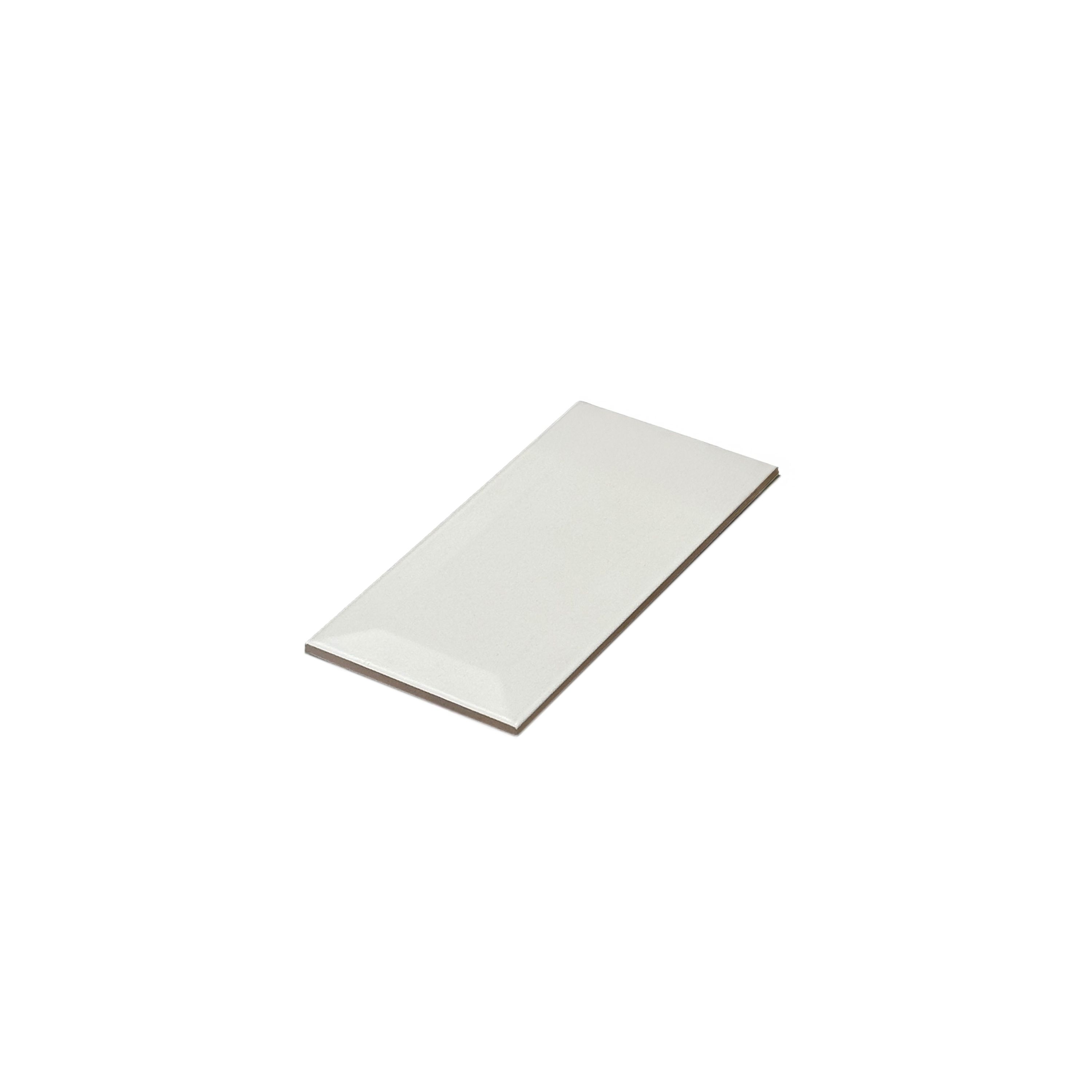 Trentie White Matt Metro Ceramic Indoor Wall tile, Pack of 40, (L)200mm (W)100mm