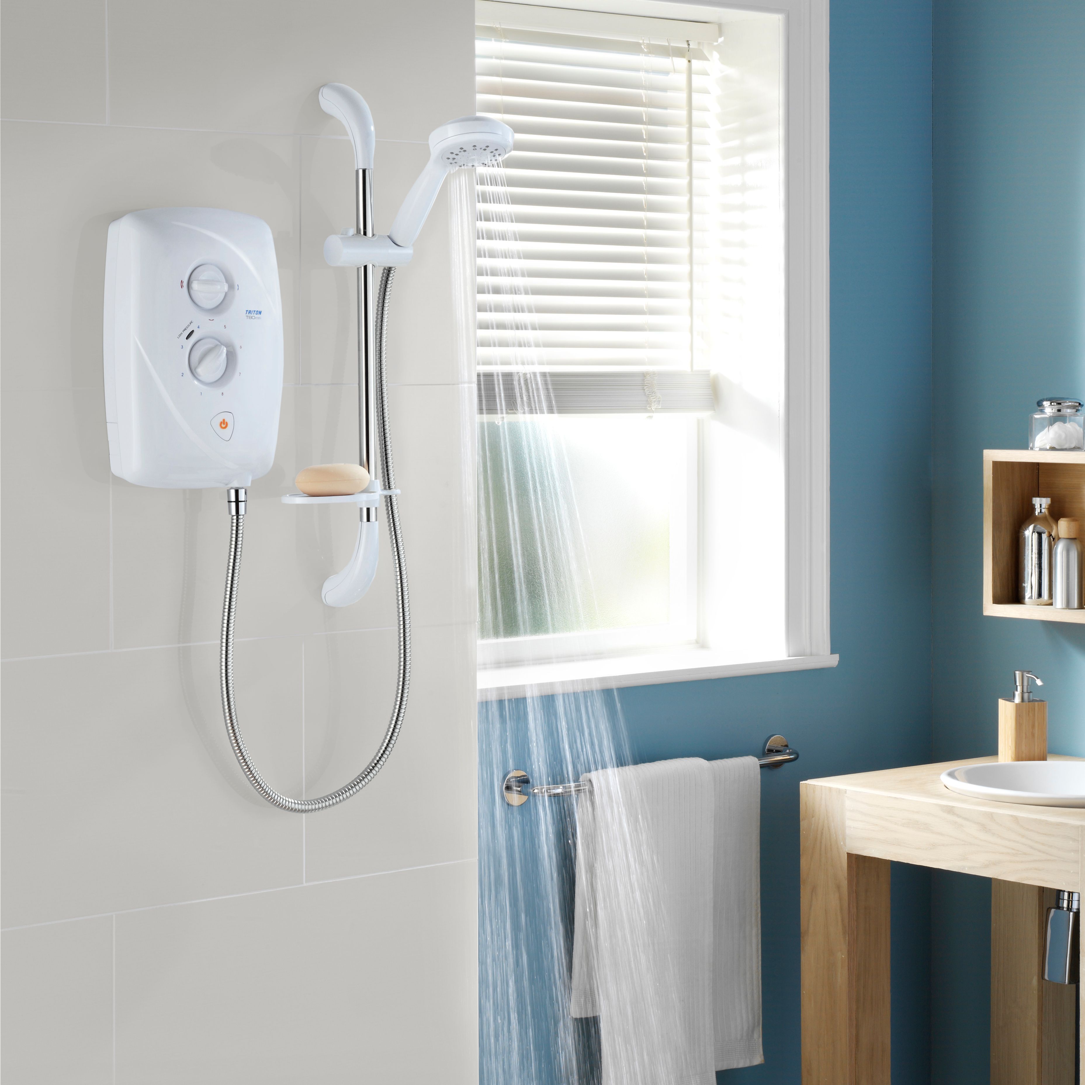 Triton T80 Easi-fit White Electric Shower, 9.5kW