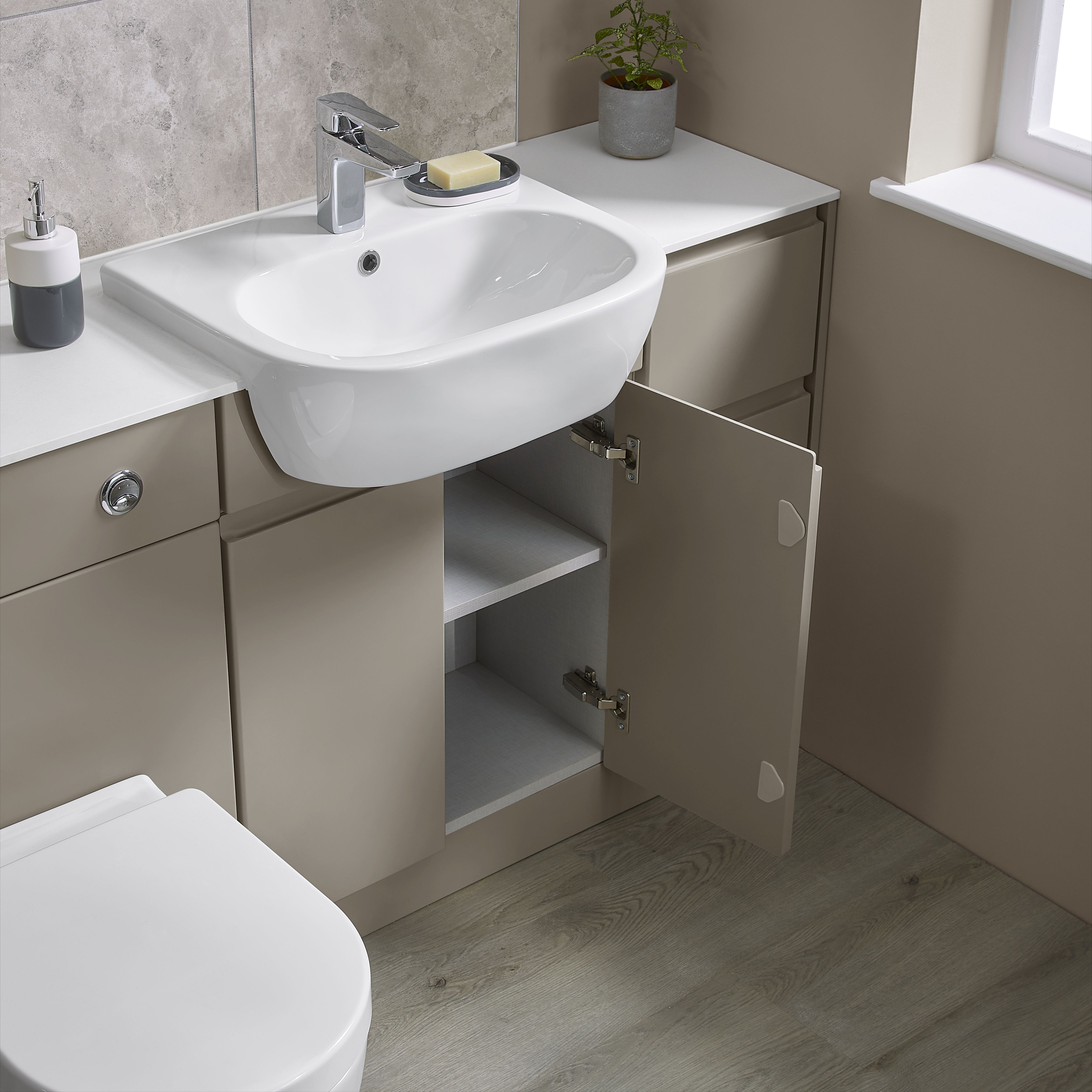 Troy Oscano Light grey Matt Stone effect Ceramic Indoor Wall & floor Tile - 11