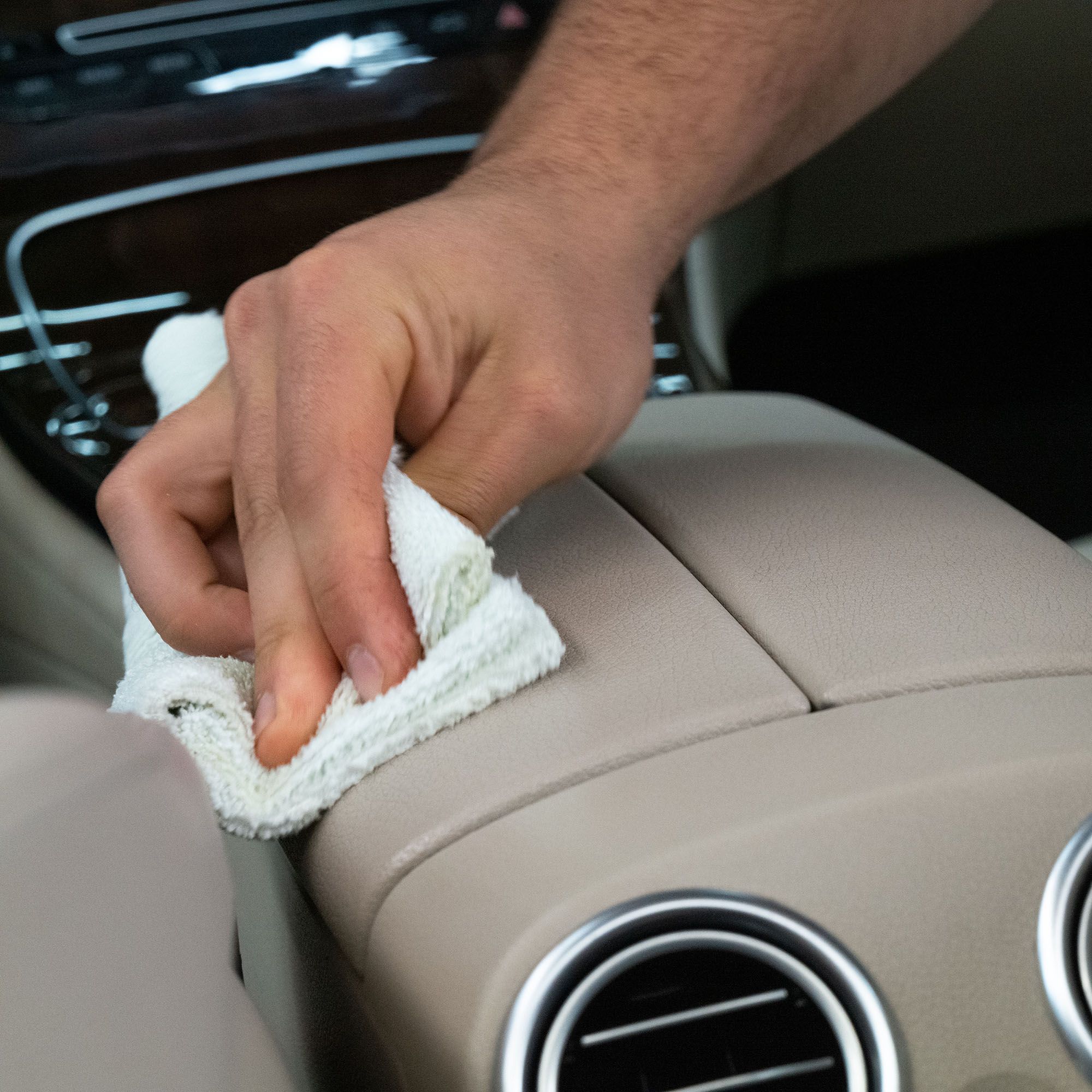 Turtle Wax Leather Cleaner & conditioner 500ml - 6