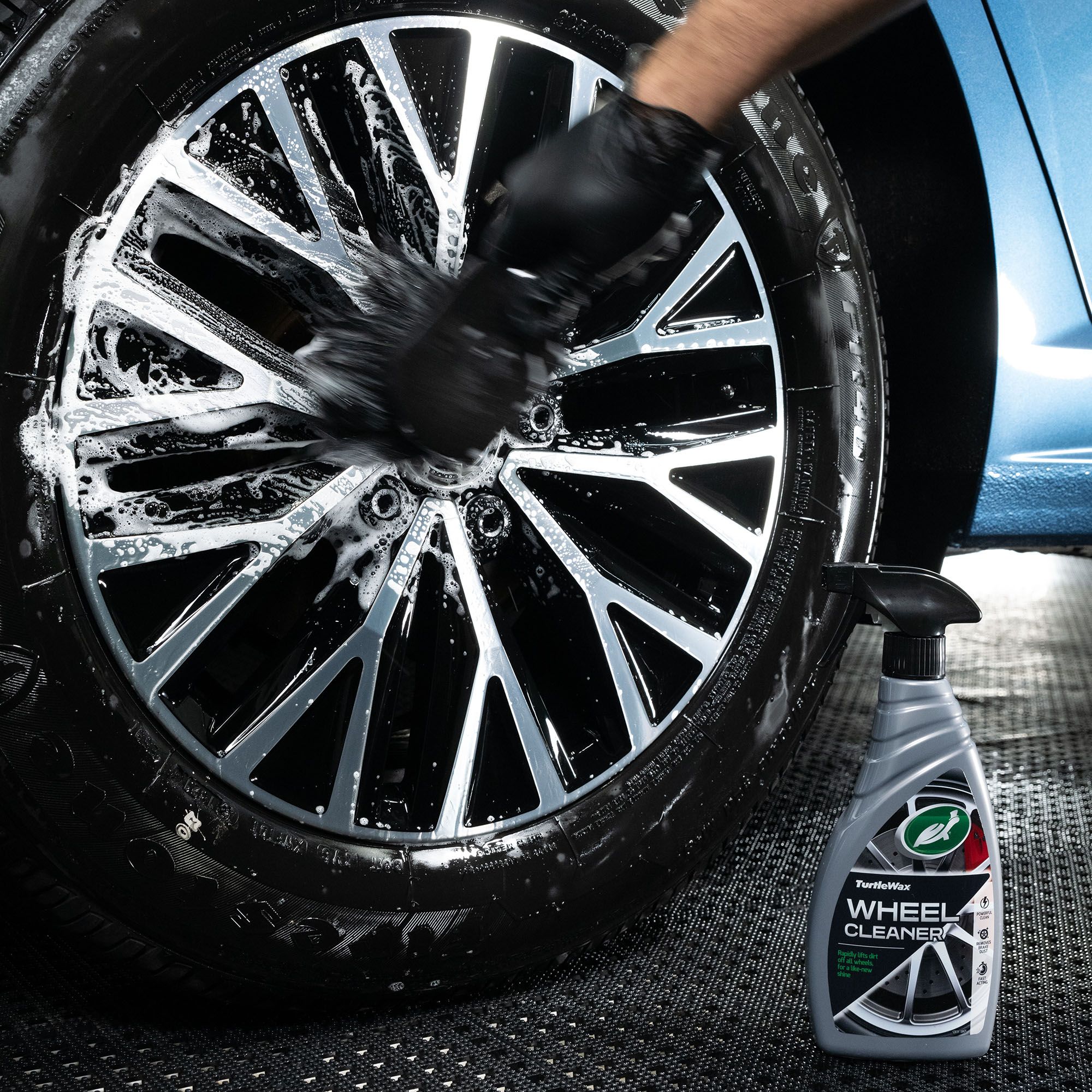 Turtle Wax Wheel Cleaner - 4