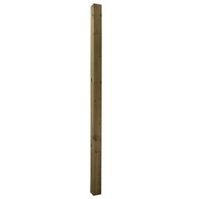 UC4 Green Square Wooden Fence post (H)2.4m (W)100mm, Pack of 4