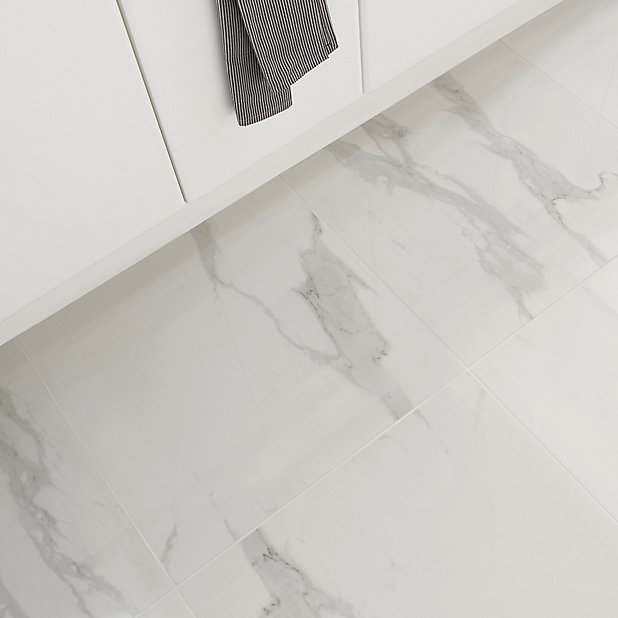 Ultimate White Gloss Marble Effect, Best Porcelain Tile That Looks Like Carrara Marble Top