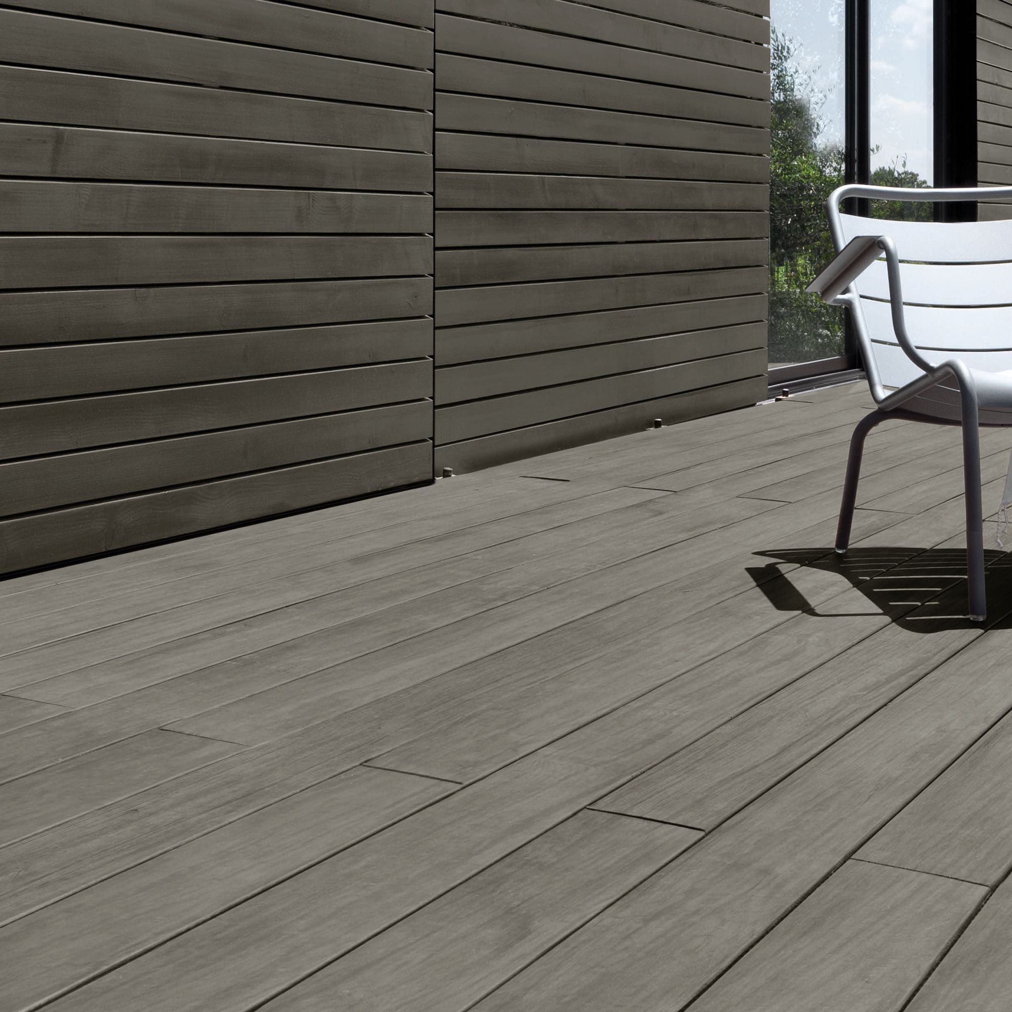 V33 Colour guard Matt medium brown Decking paint, 2.5L