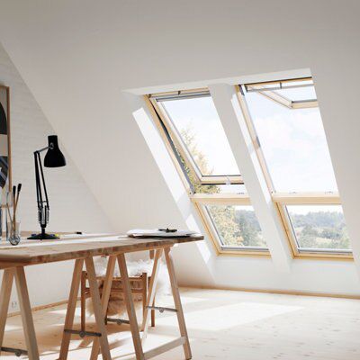 Velux Pine Top hung Roof window, (H)1400mm (W)1340mm