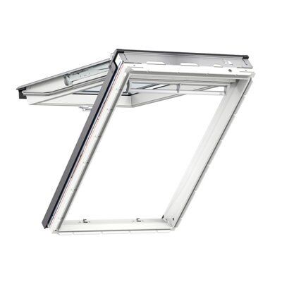 Velux White Timber Top hung Roof window, (H)980mm (W)780mm