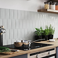 Vernisse Rectangular Light grey Gloss Ceramic Wall Tile Sample