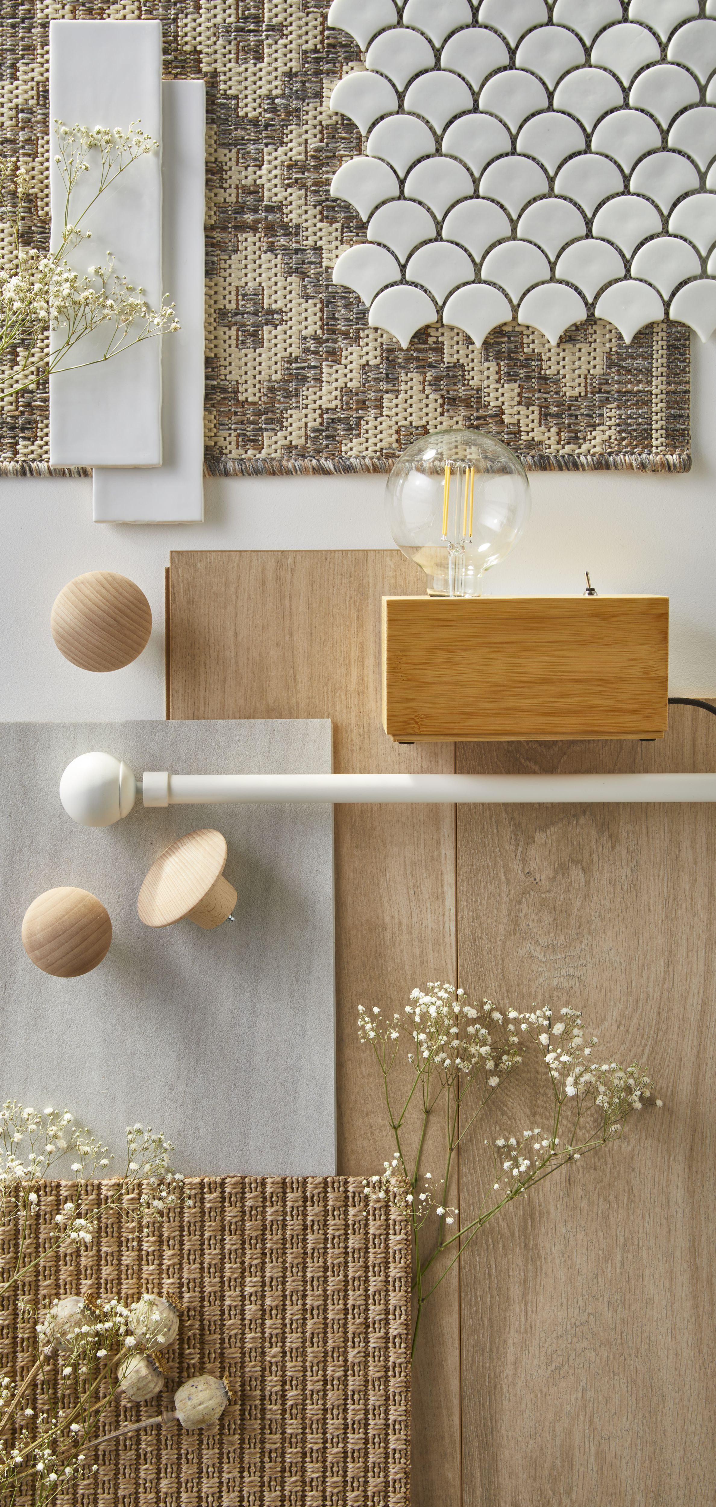 Vernisse White Gloss Plain Embossed Ceramic Indoor Wall Tile - 9