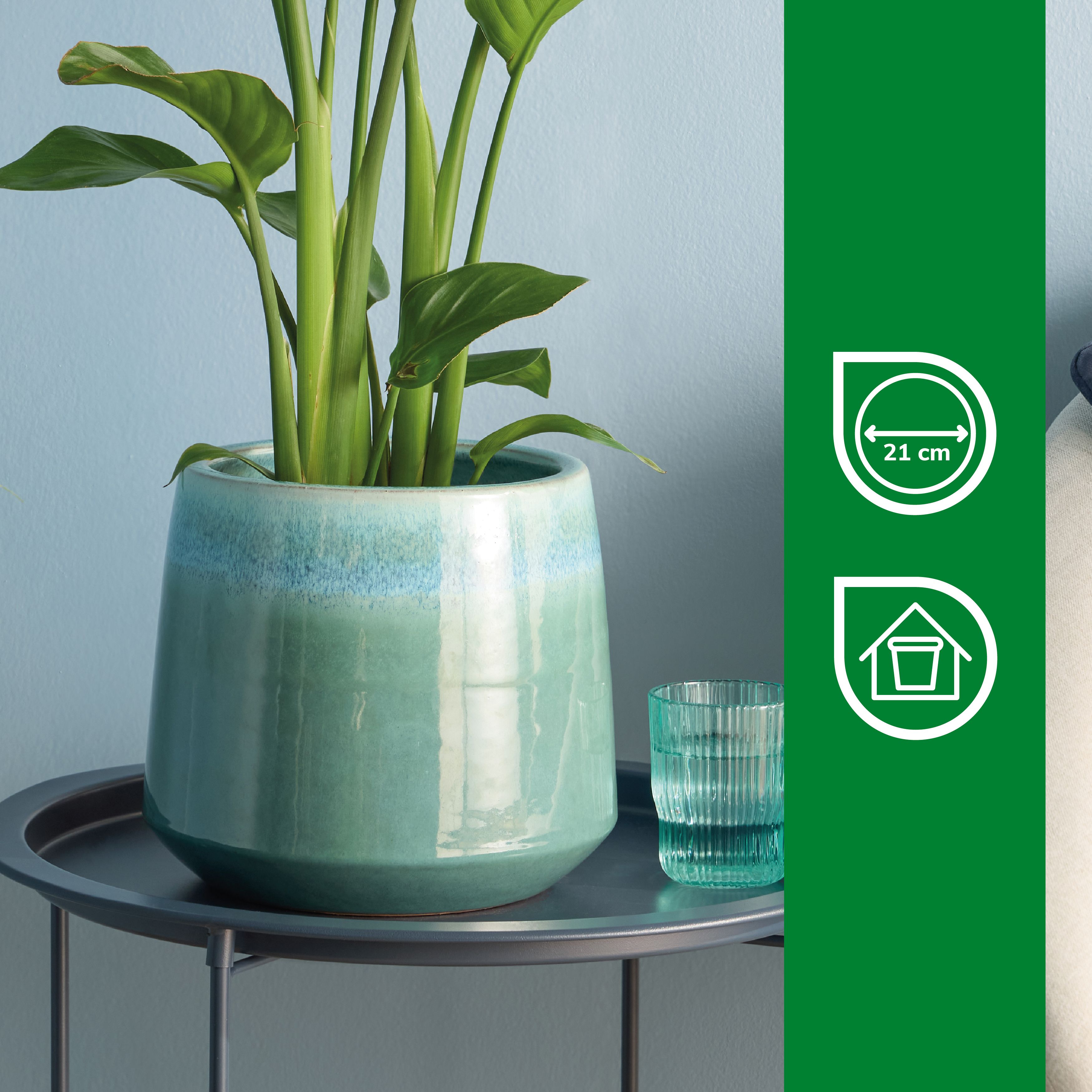 Verve Blue Ombre Blue Ceramic Glazed Plant pot (Dia) 24cm, (H)20cm