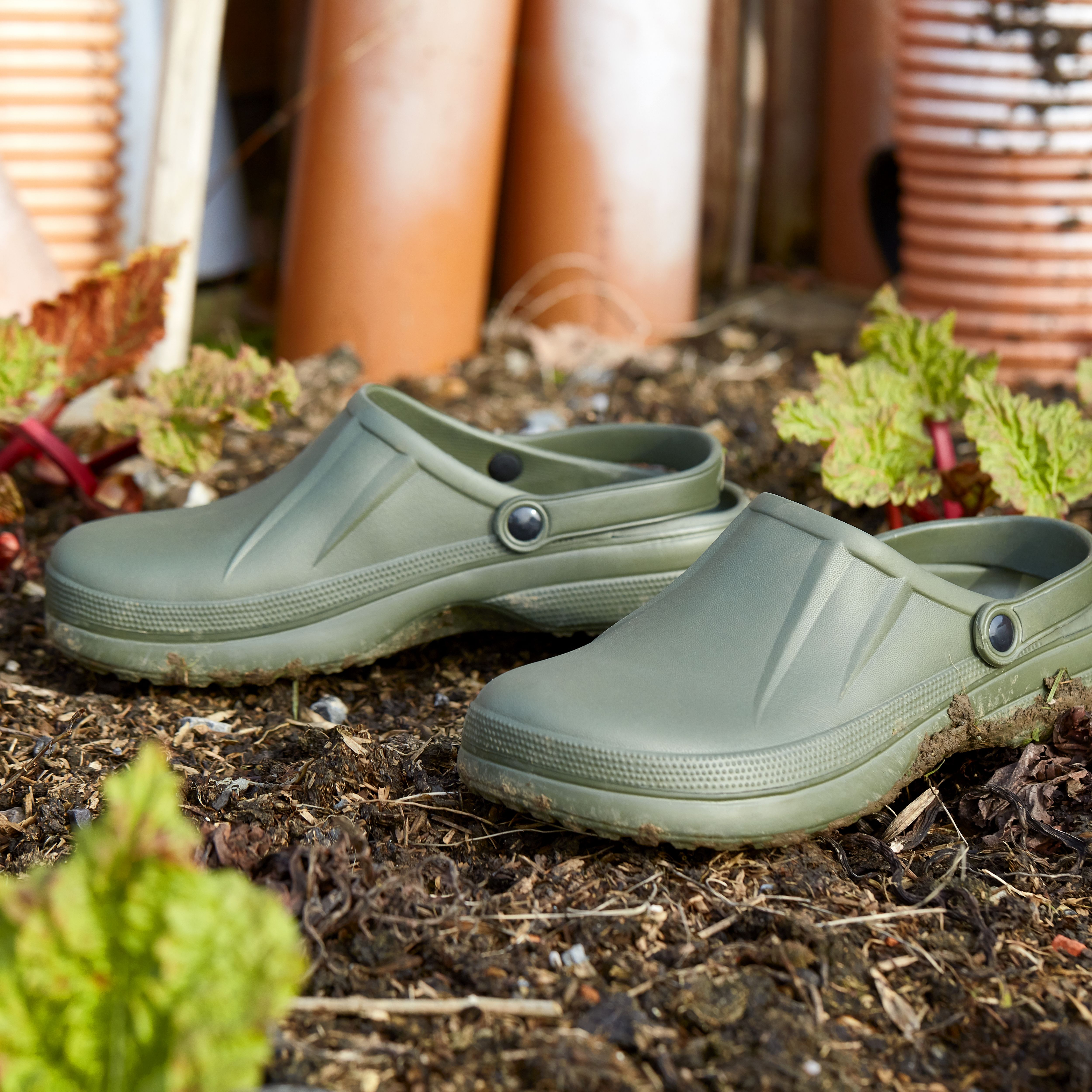 Olive hot sale green clogs