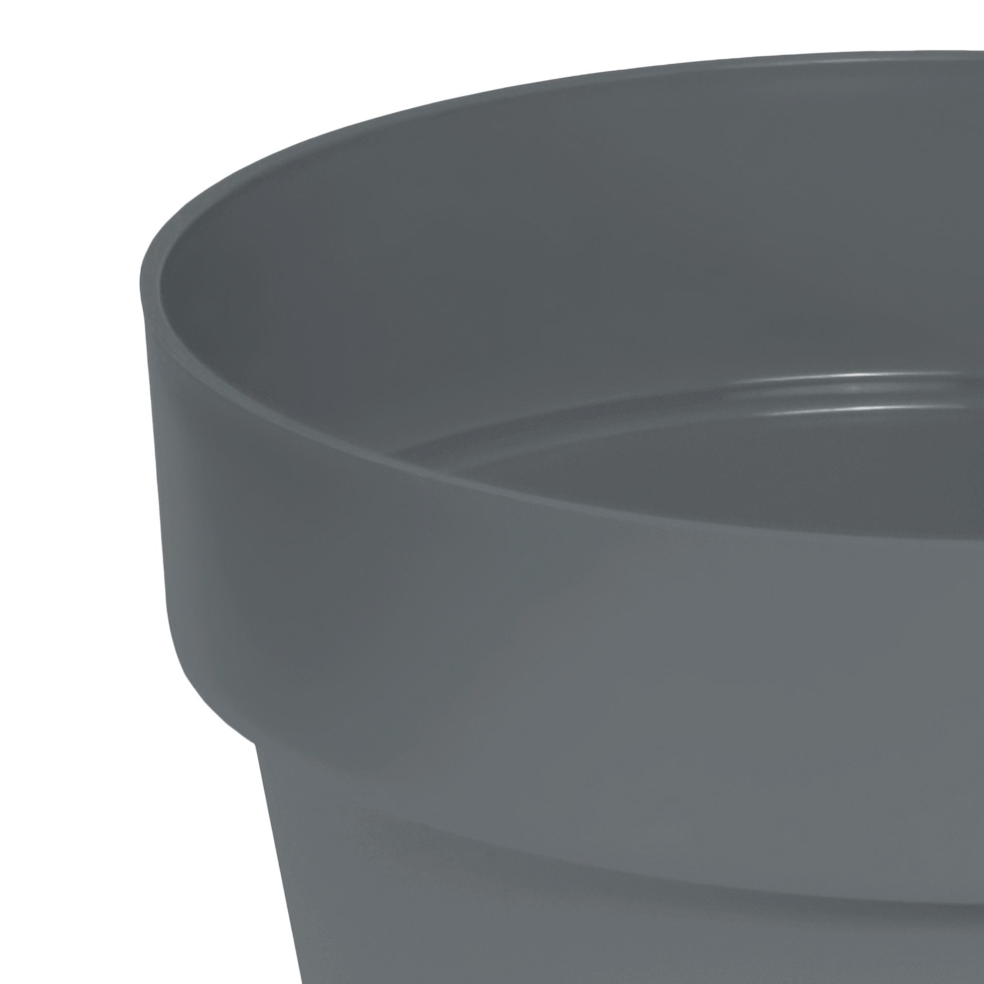 Verve Nurgul Matt Dark grey Plastic Plant pot (Dia) 20cm, (H)17.7cm, 3.5L