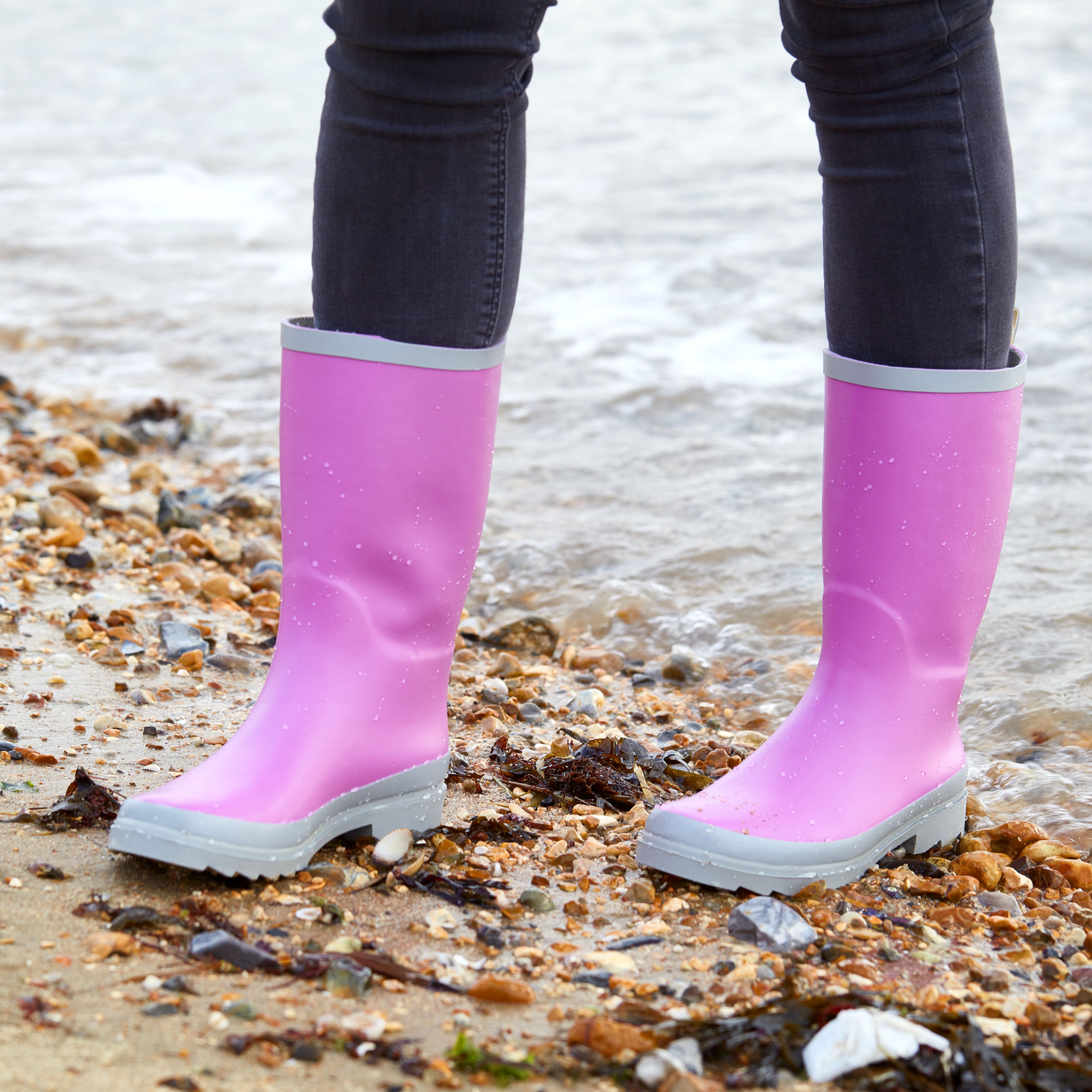 Verve Purple Women s Wellington boots Size 6 DIY at B Q
