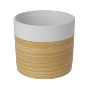 Verve White Clay Wood effect Cylindrical Plant pot (Dia) 22.5cm, (H)20cm, 5.2L