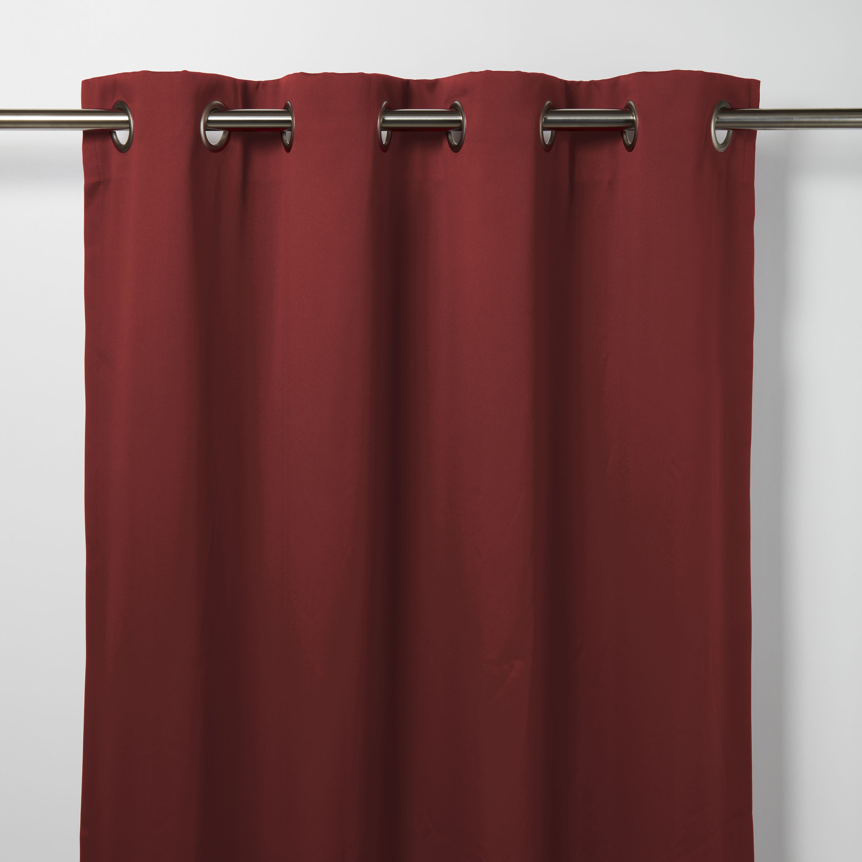 Vestris Red Plain Blackout Eyelet Curtain (W)167cm (L)228cm, Single ...