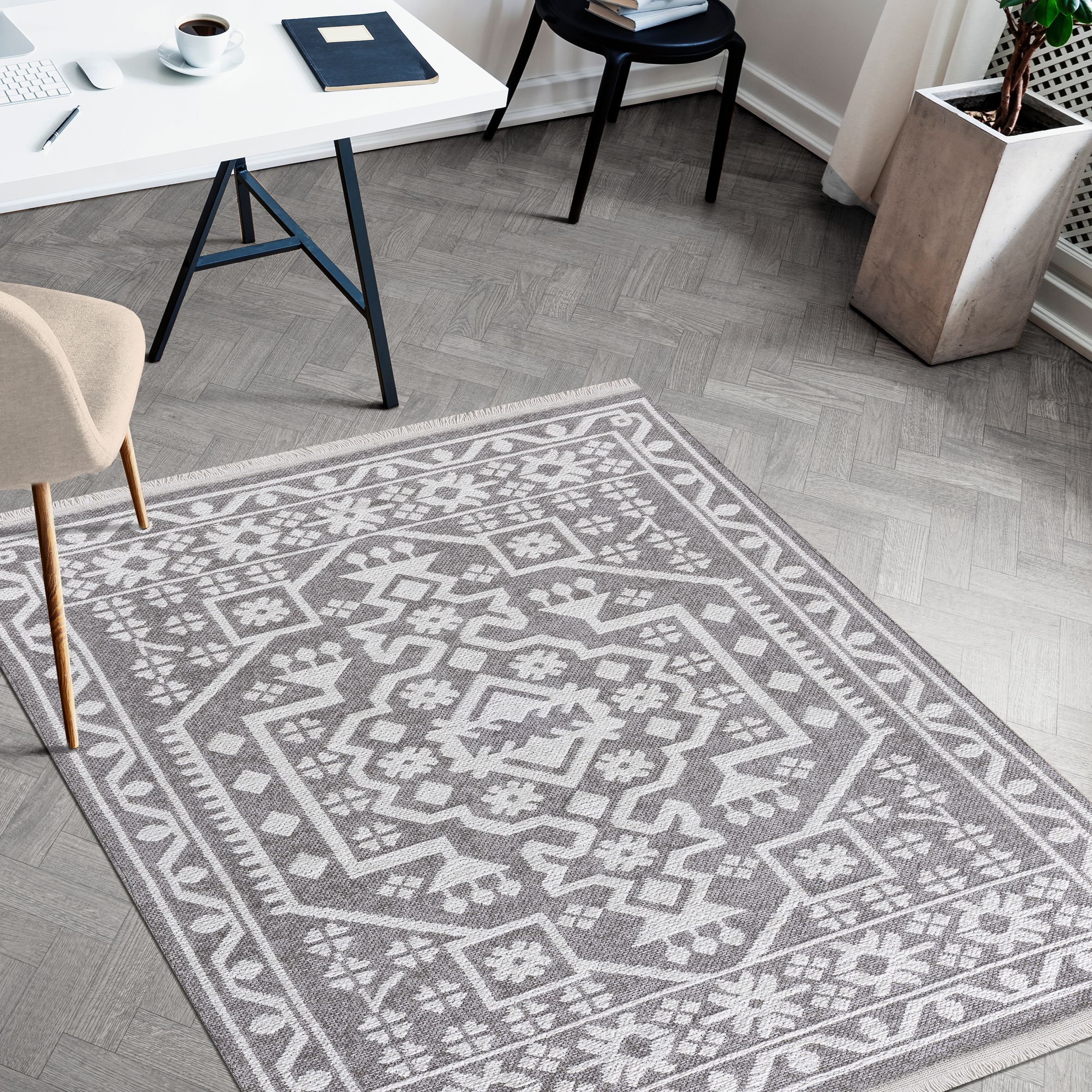 Vintage Medallion Grey Traditional Woven effect Medium Rug, (L)170cm x ...