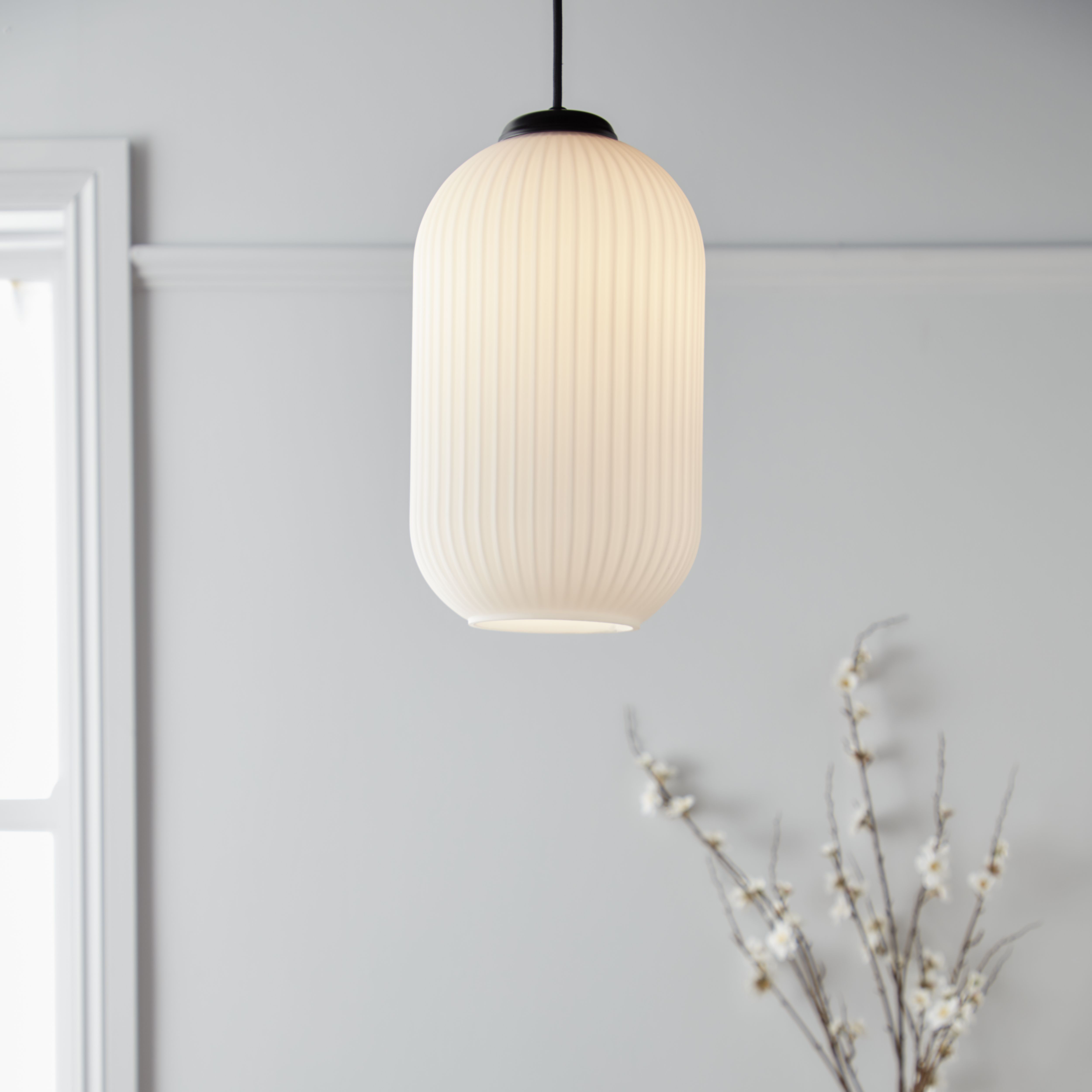 Walgis White Pendant ceiling light 