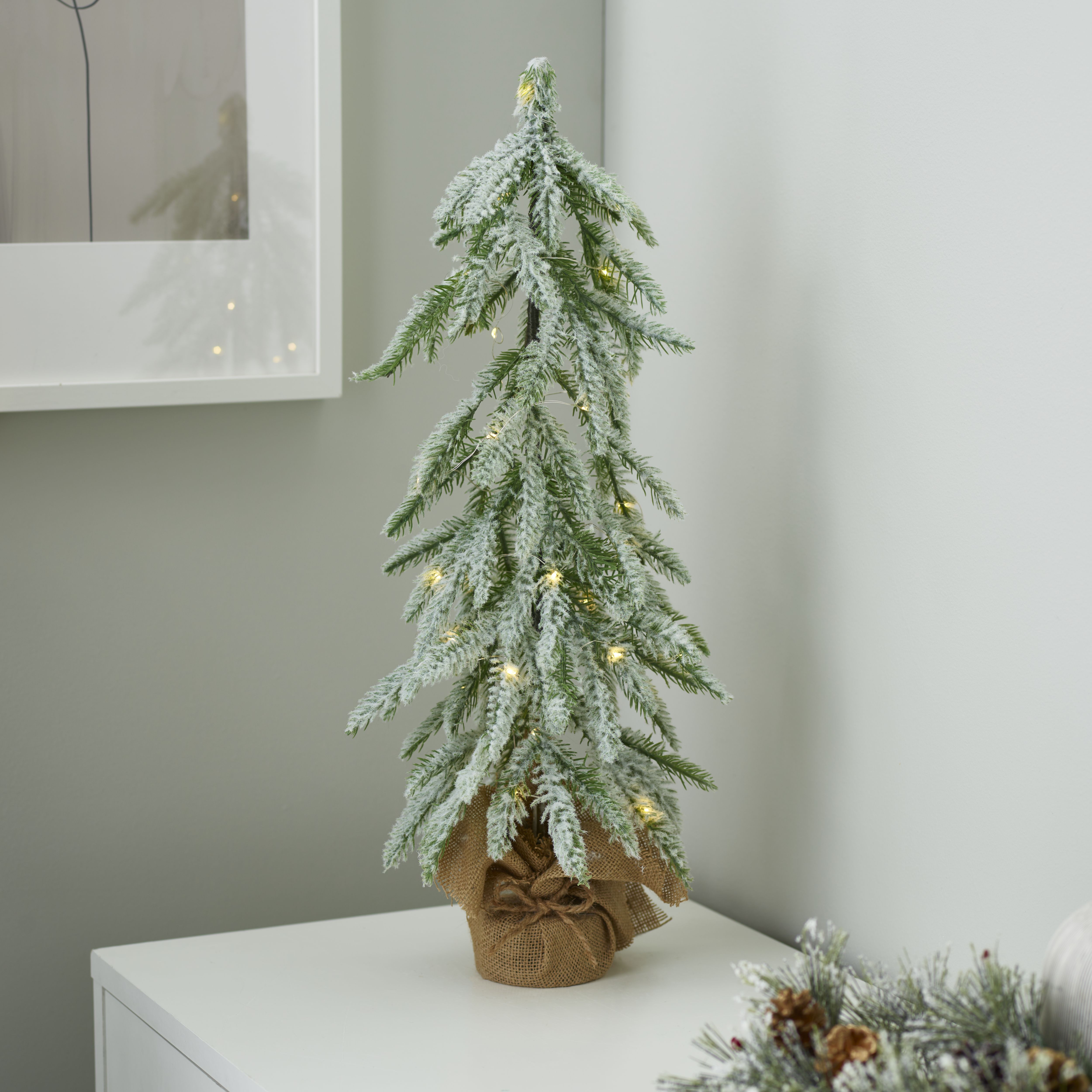 Warm white LED Green Tree Single Christmas light (H) 600mm | DIY at B&Q
